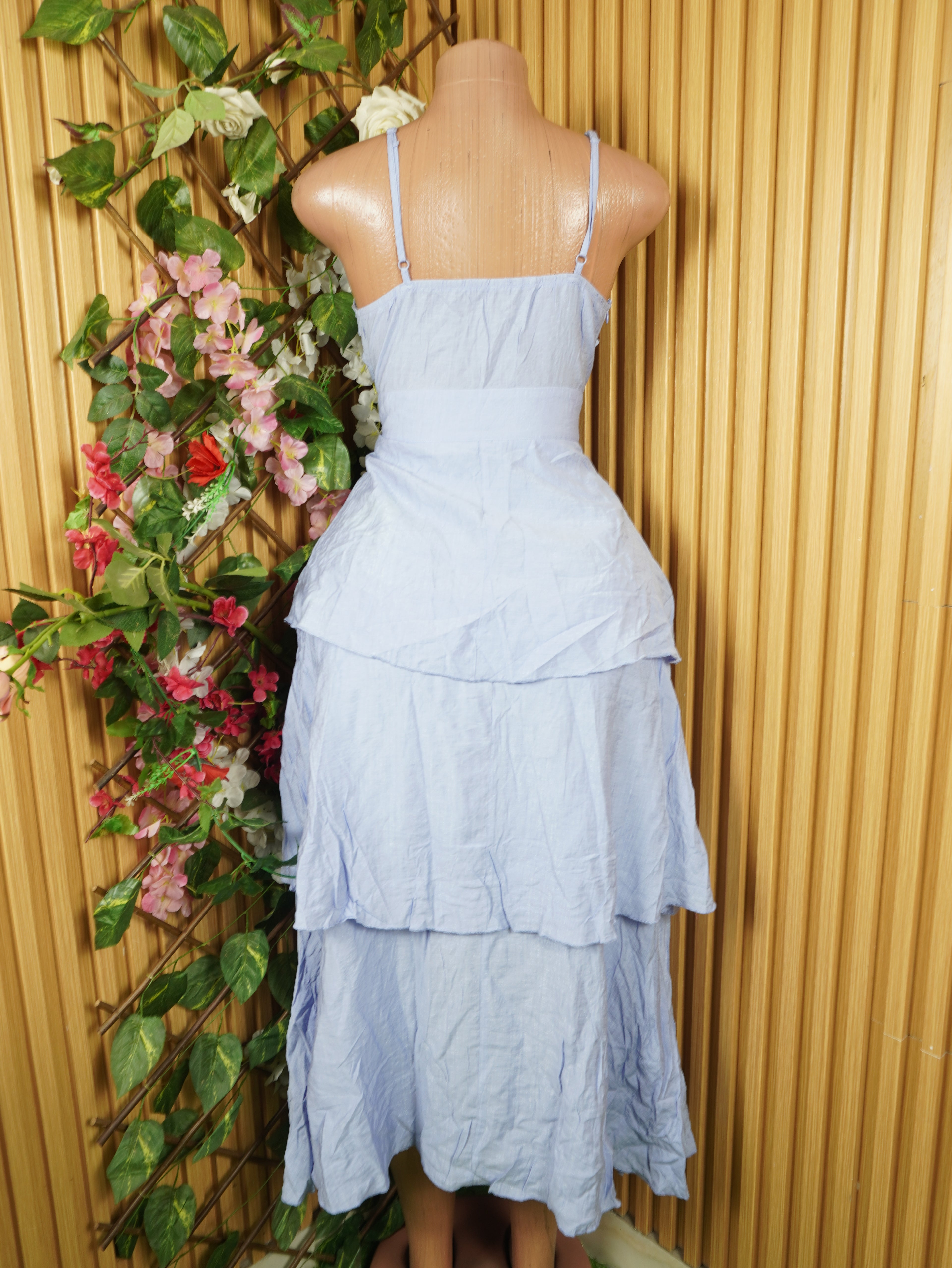 Robe évasée longue à fines bretelles-S