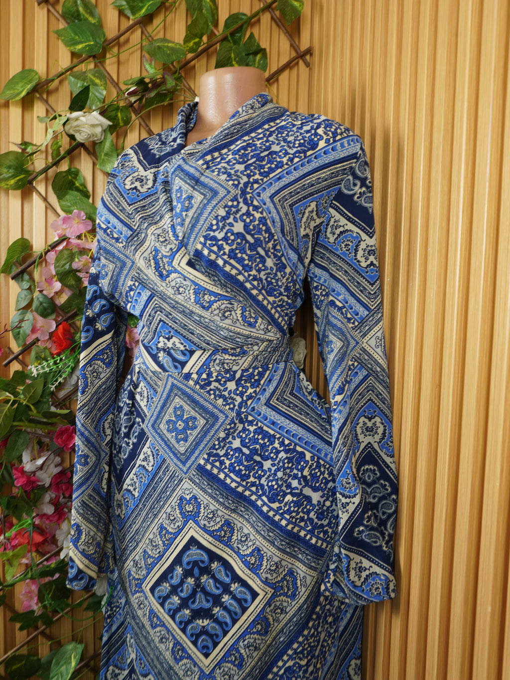 Robe évasée manches longues motif formes géographique-S