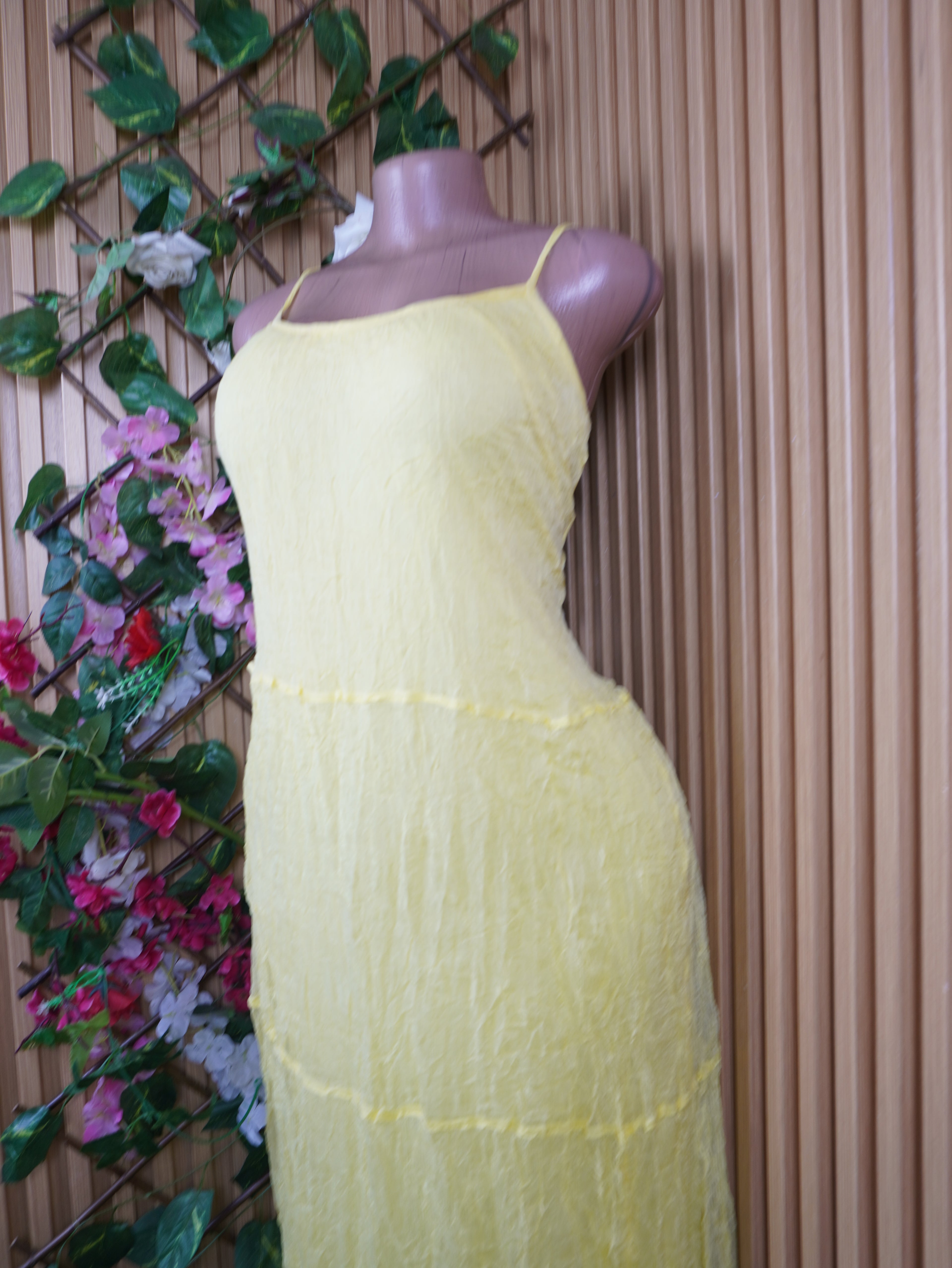 Robe singlet longue à fines bretelles décolletée-S
