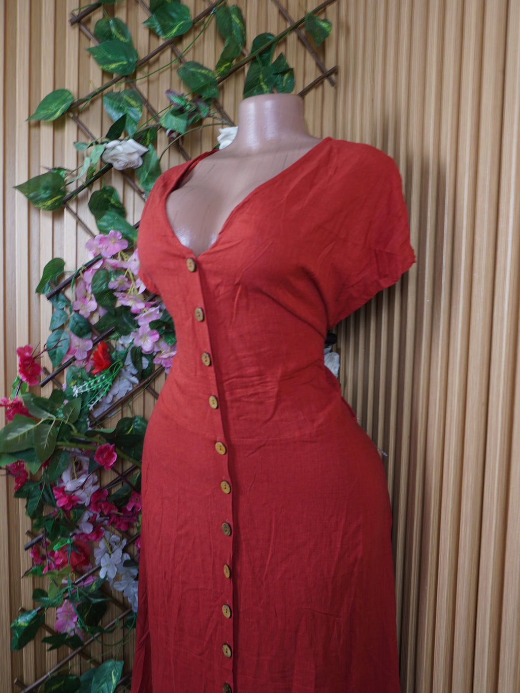 Robe évasée longue manches courtes avec boutons-L