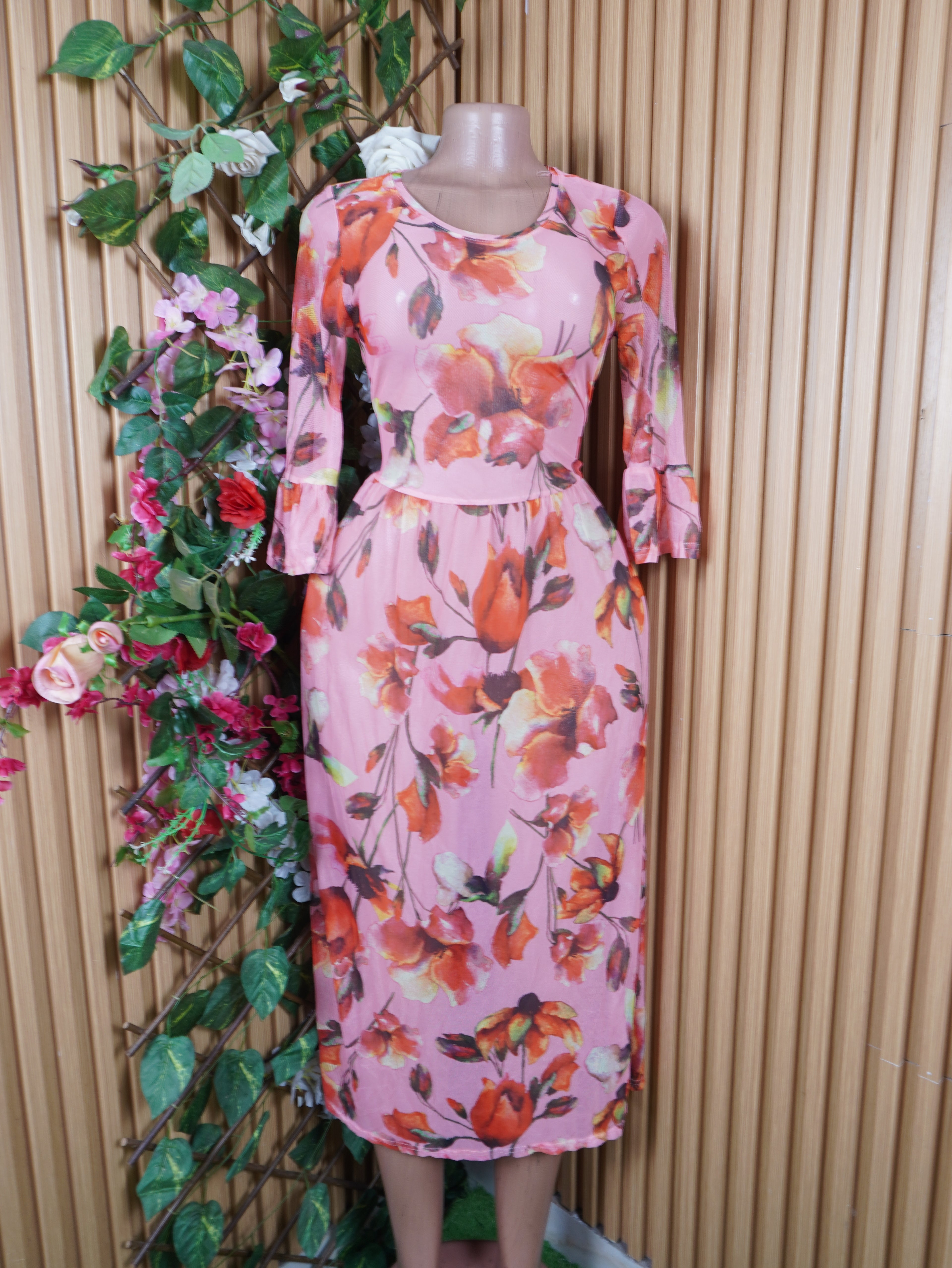 Robe evasée manches 3/4 imprimée fleurie décolletée-S