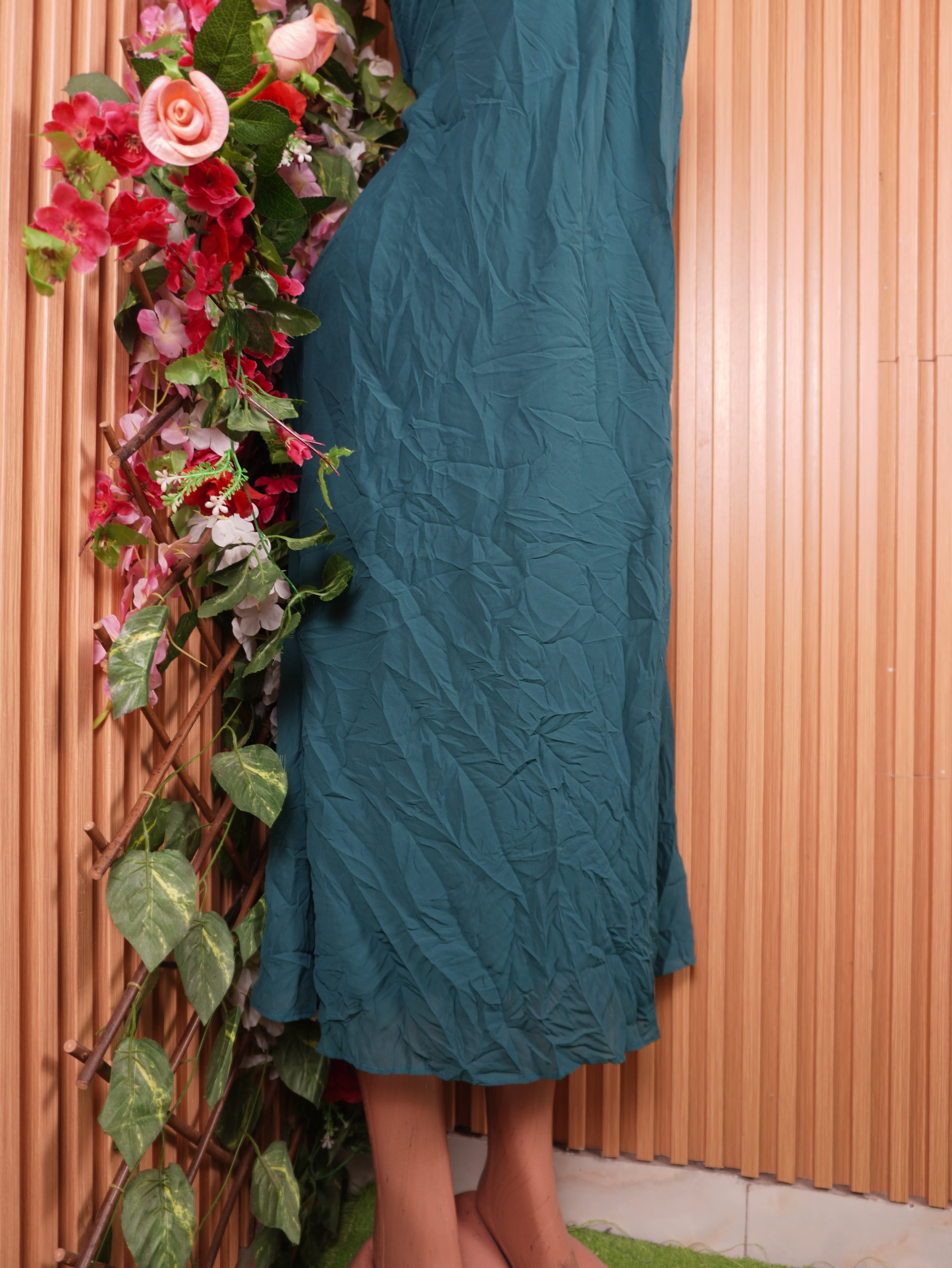 Robe évasée longue sans manches col rond dénudée-L