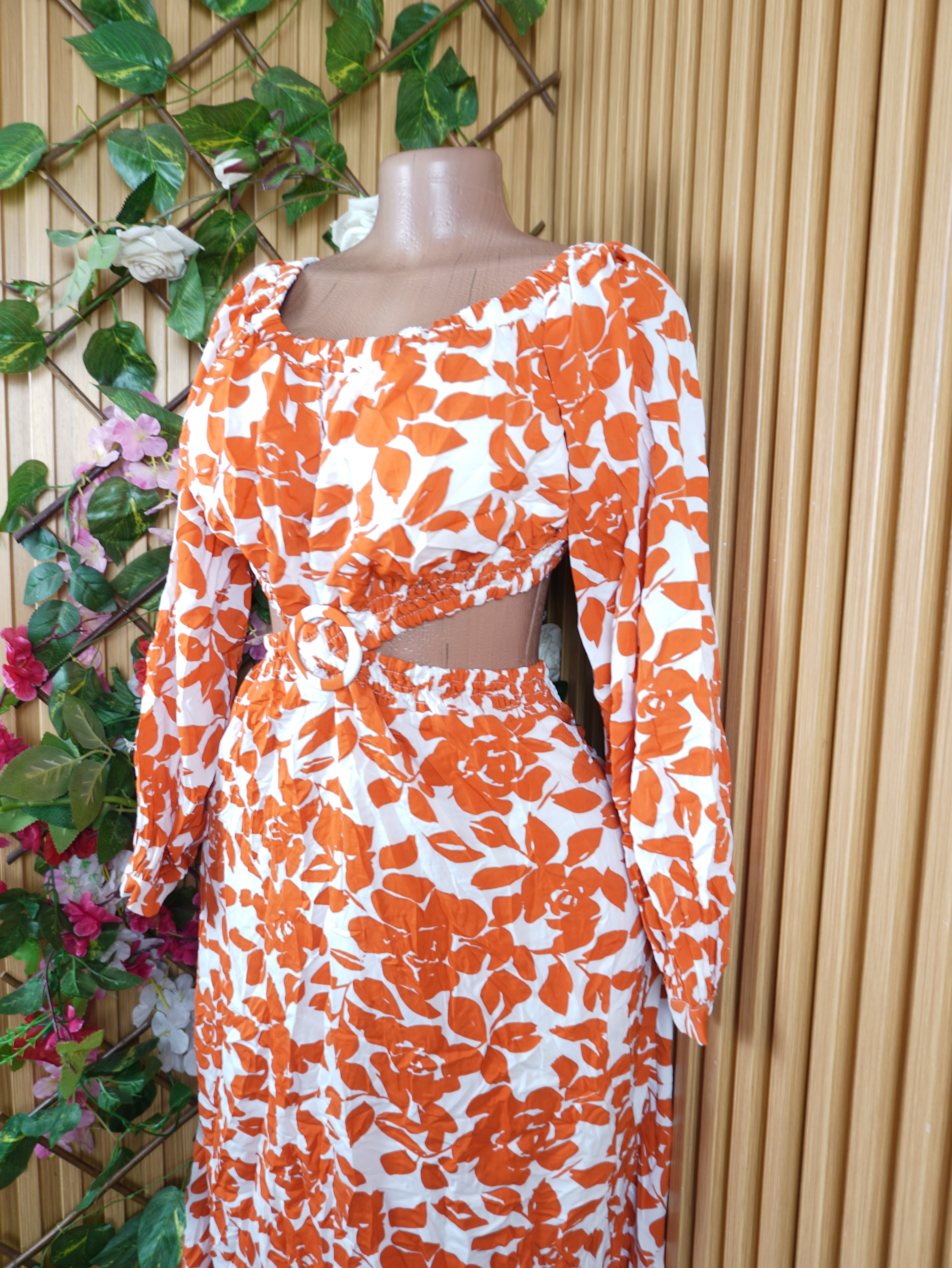 Robe évasée longue manches longues dénudée-XL