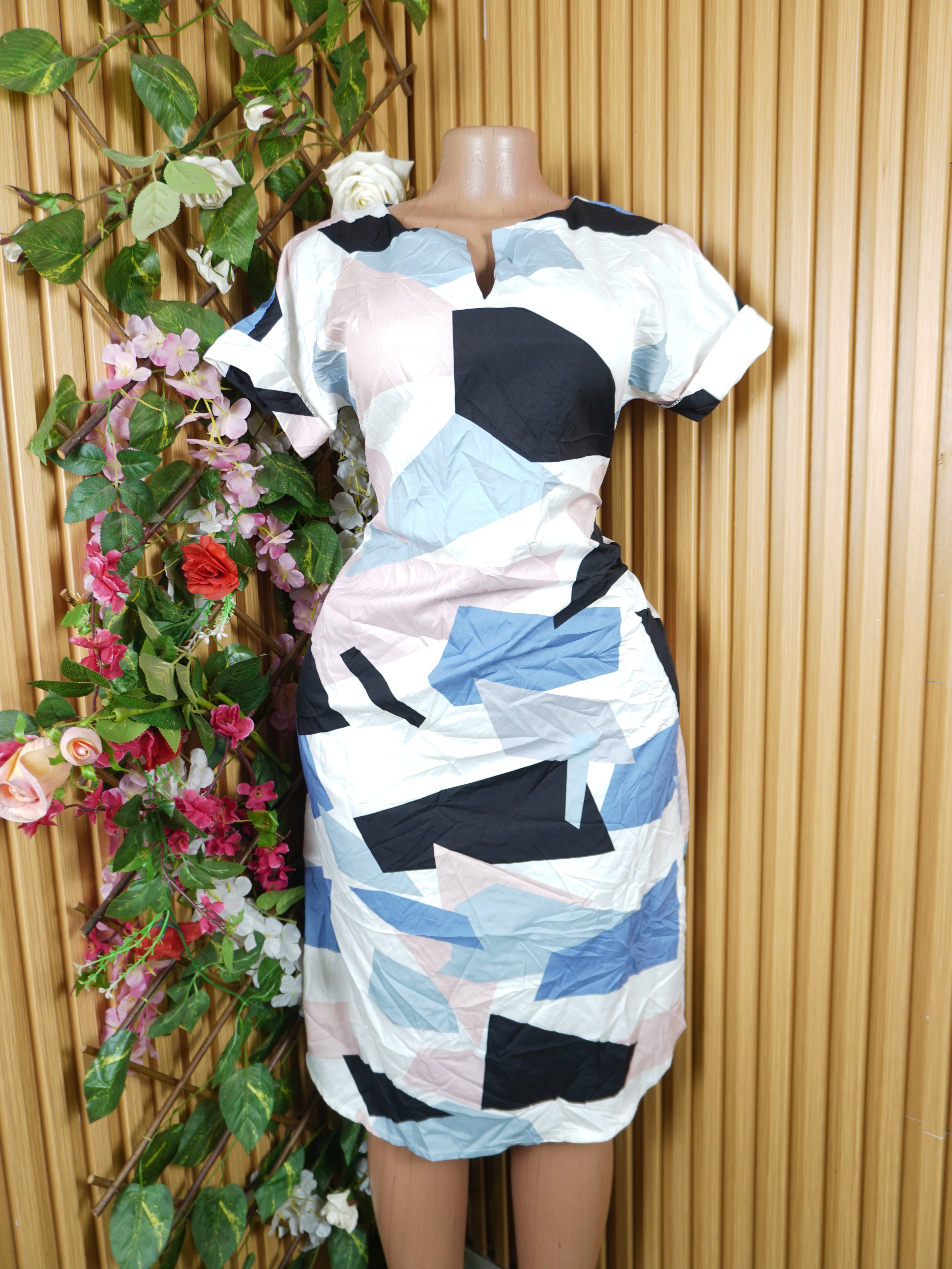 Robe évasée manches courtes imprimée fleurie-M