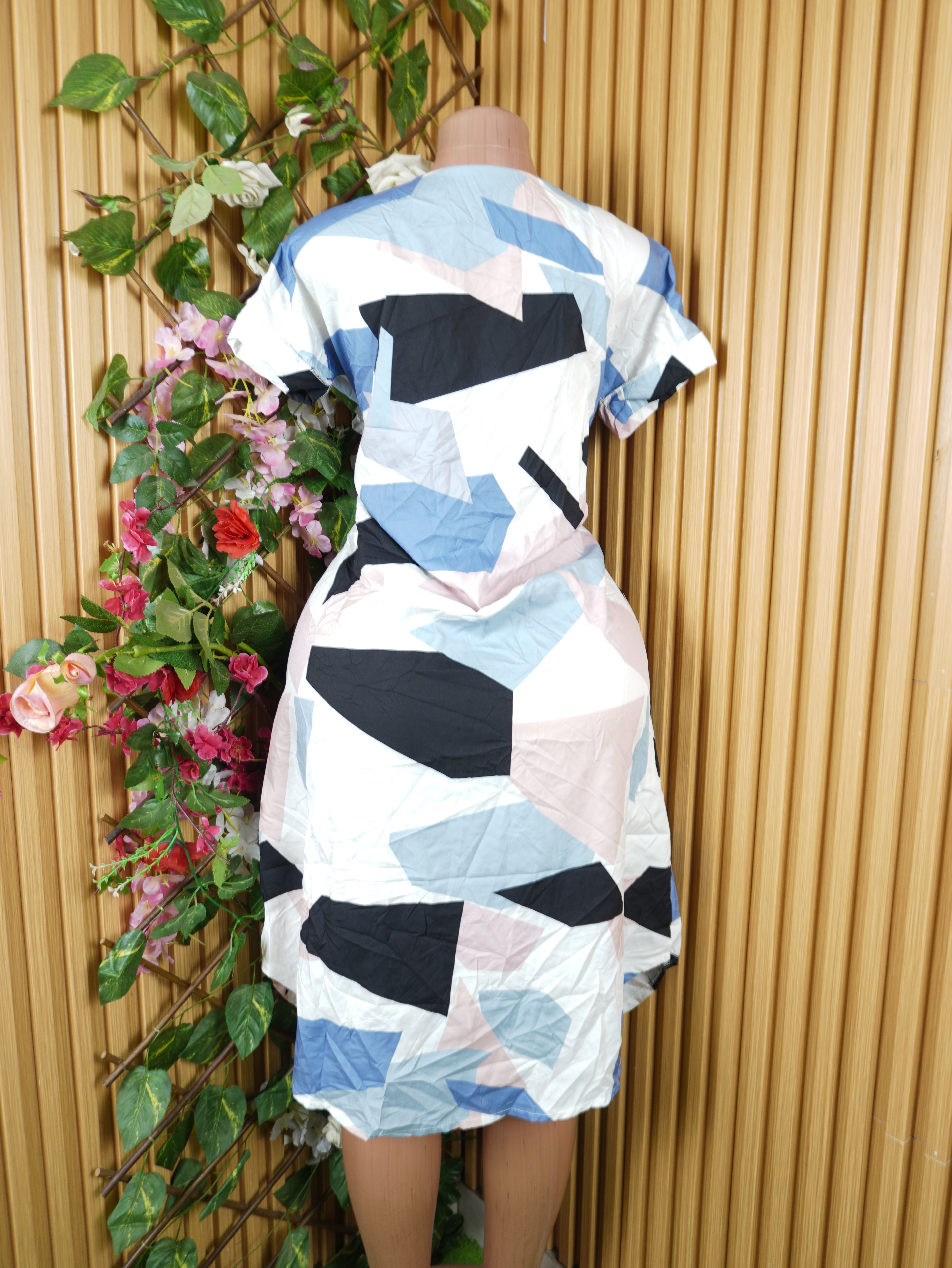 Robe évasée manches courtes imprimée fleurie-M