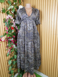 Robe évasée longue manches courtes décolletée-L