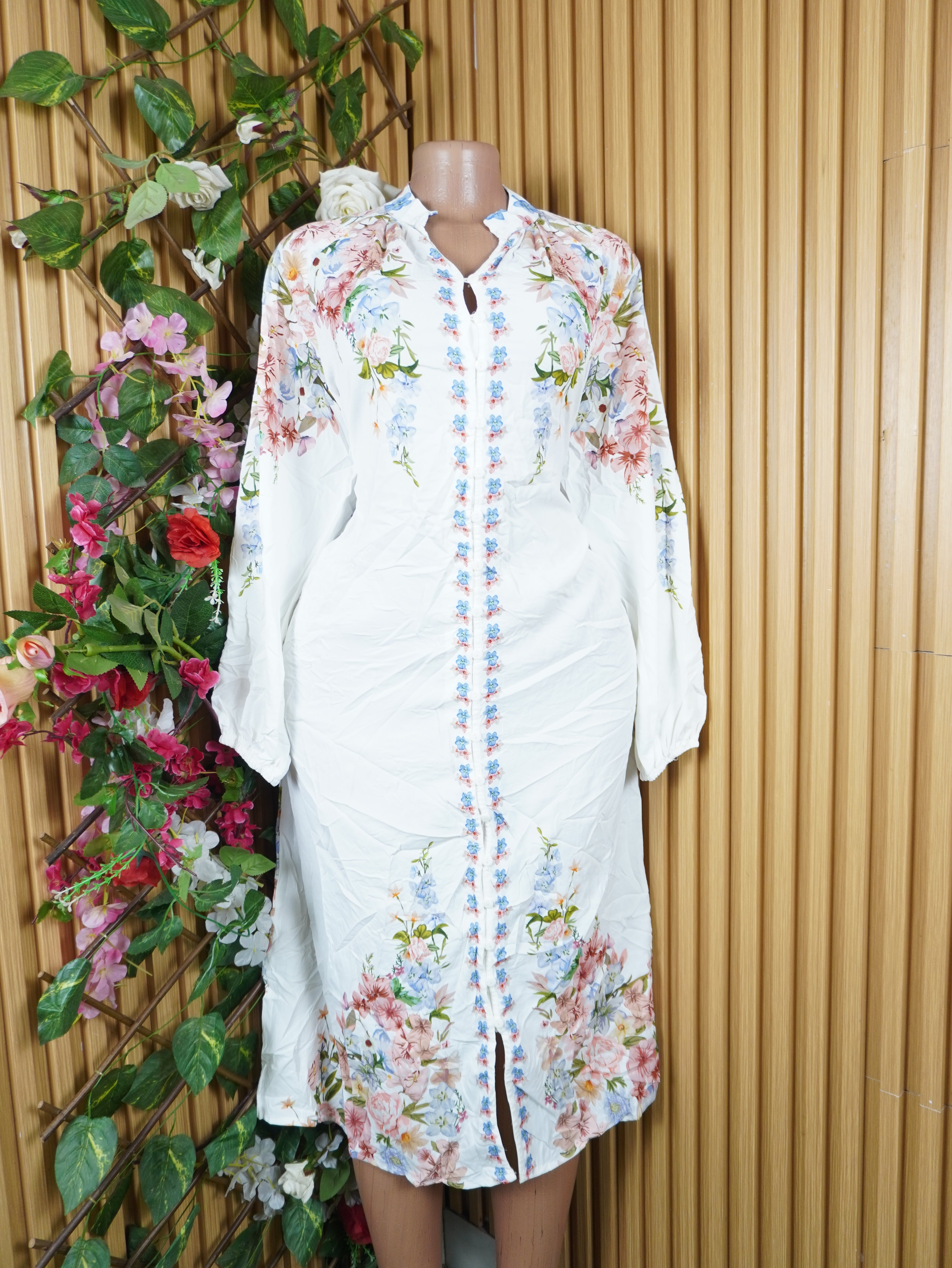 Robe évasée mi-longue manches longues imprimée fleurie-L