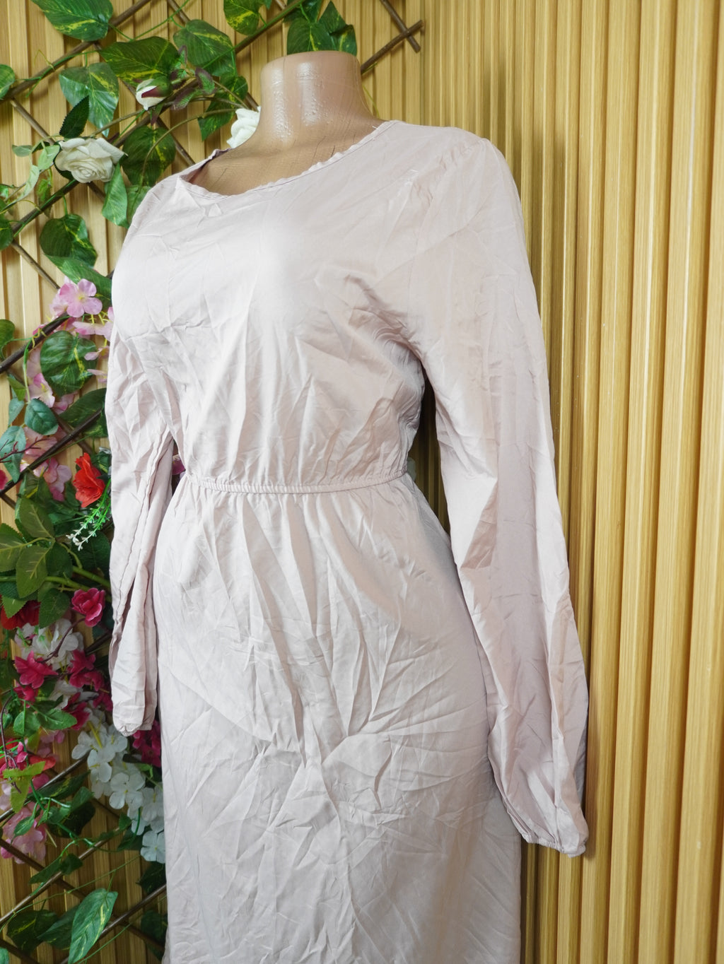 Robe évasée longue manches longues décolletée-L