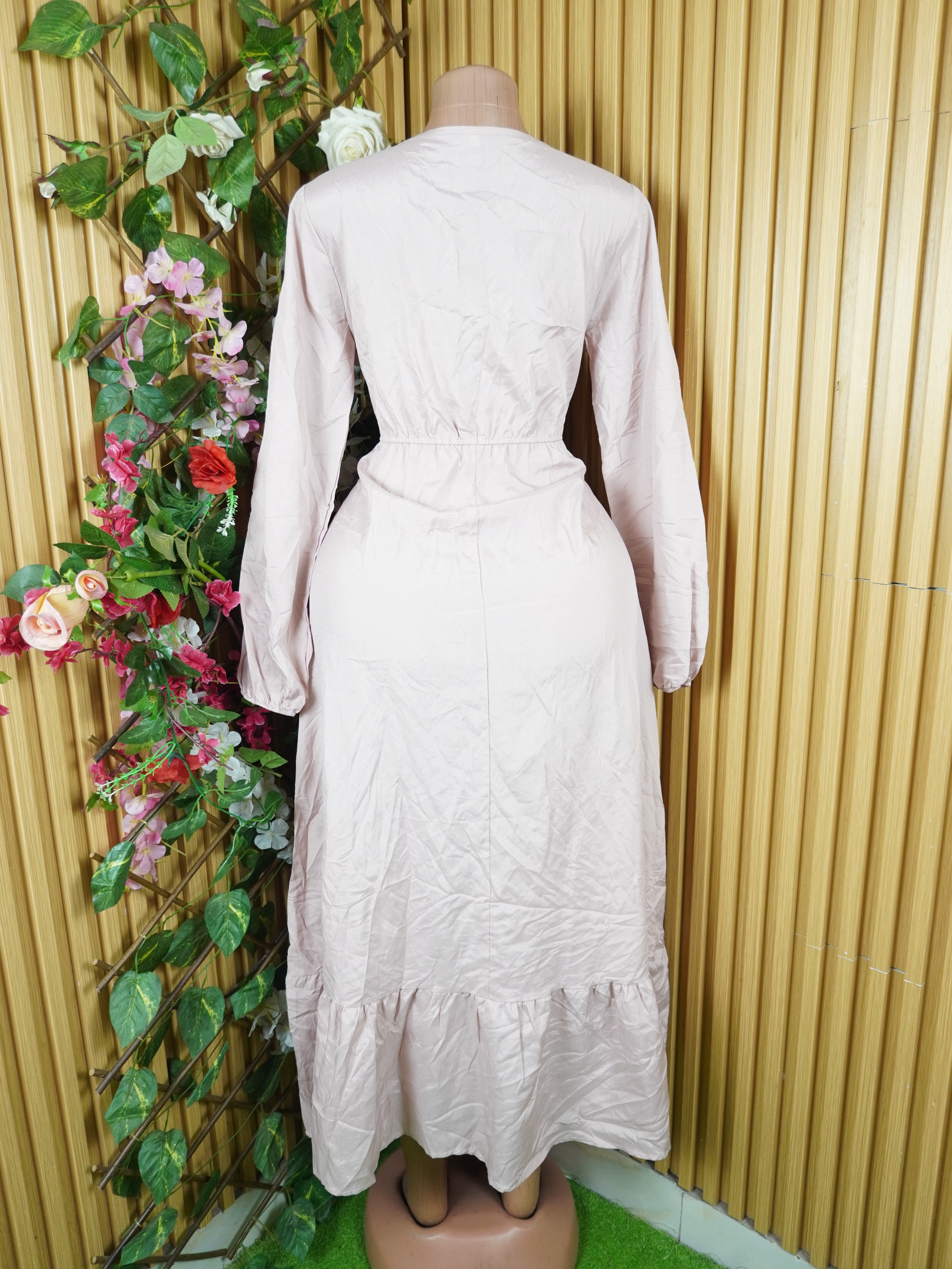 Robe évasée longue manches longues décolletée-L