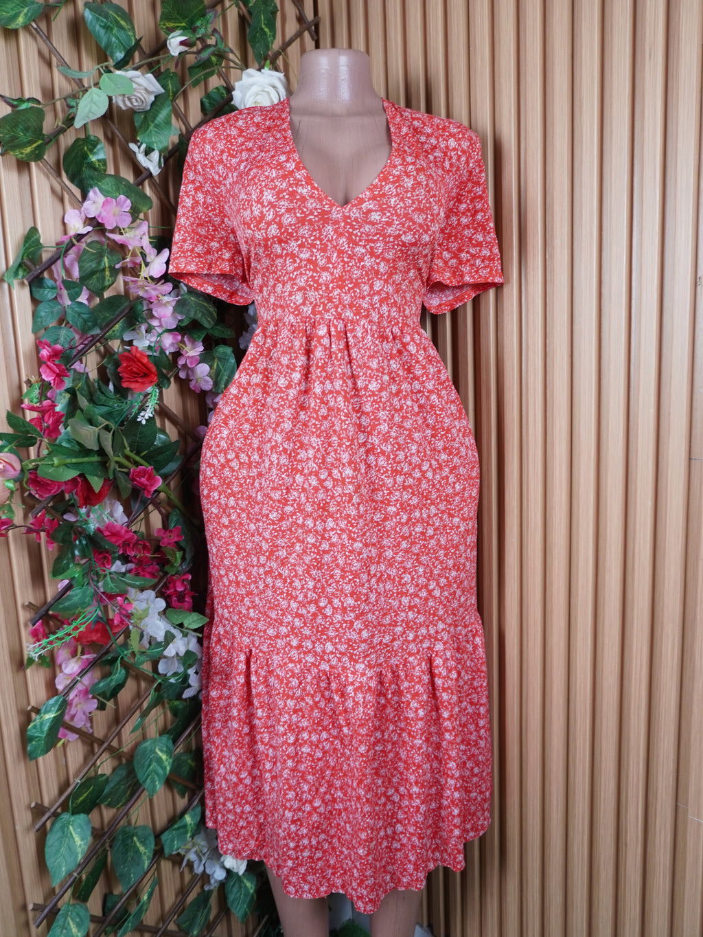 Robe évasée longue manches courtes bas plissée-L