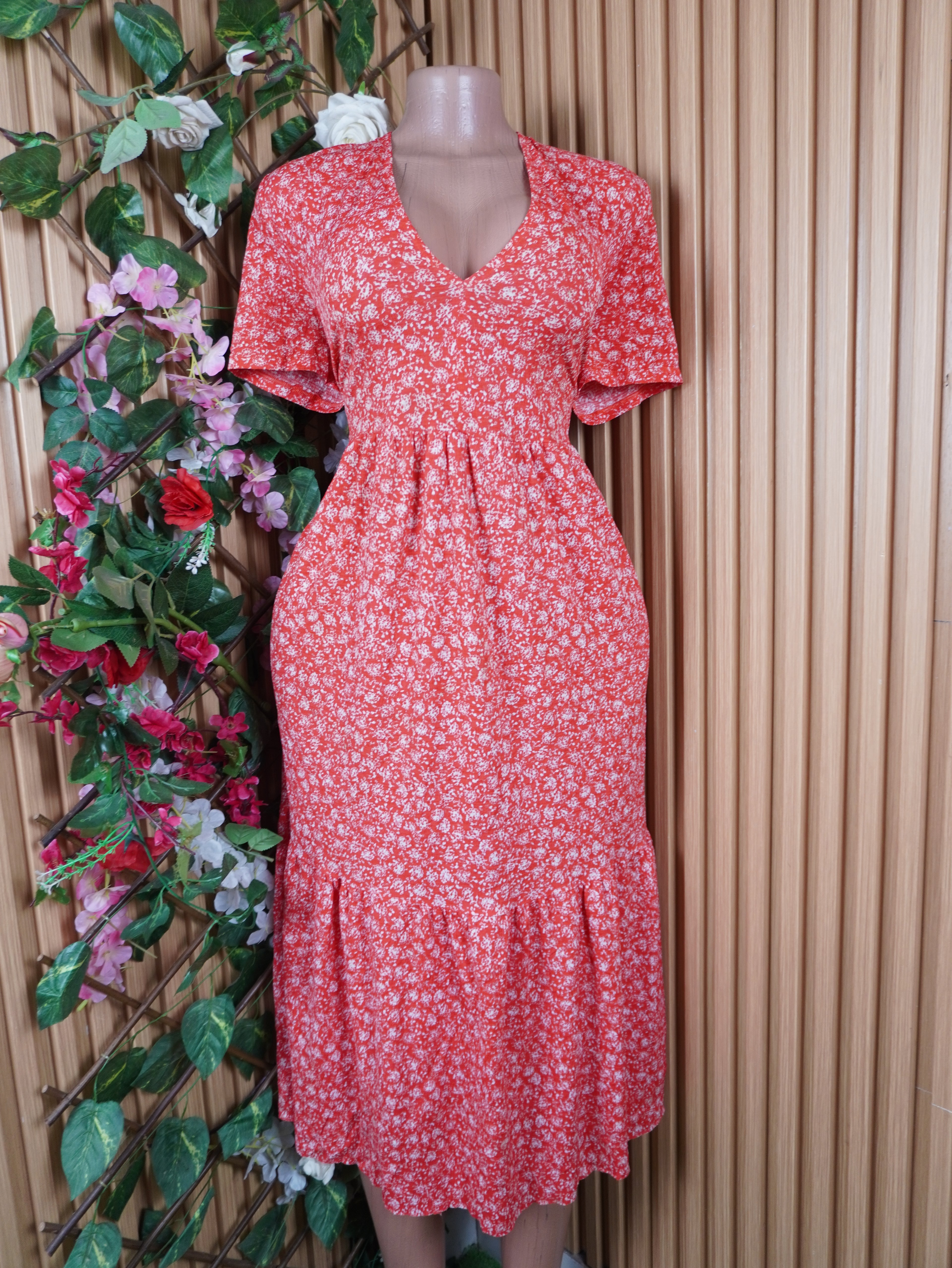 Robe évasée longue manches courtes bas plissée-L