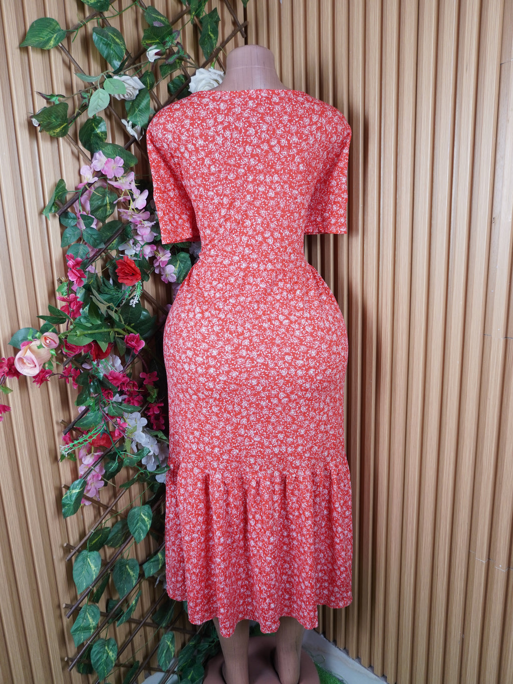 Robe évasée longue manches courtes bas plissée-L