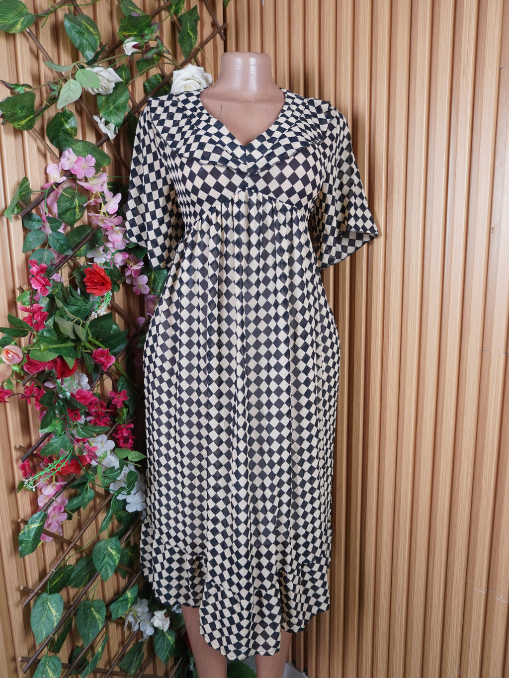 Robe évasée mi-longue manches courtes décolletée-XL