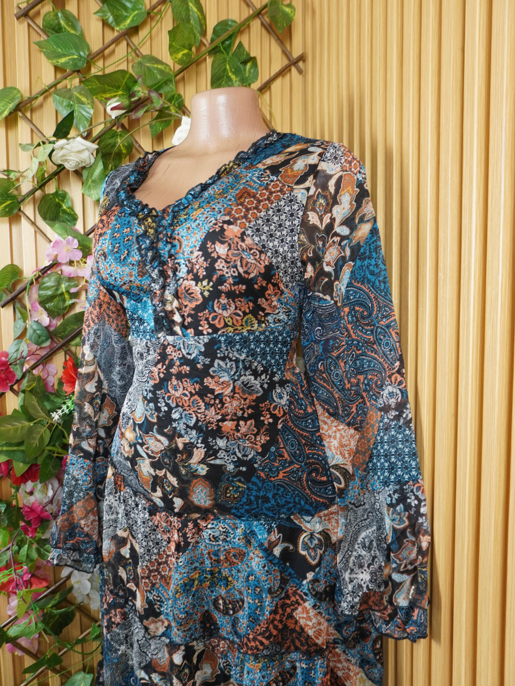Robe évasée longue manches longues imprimée fleurie-L
