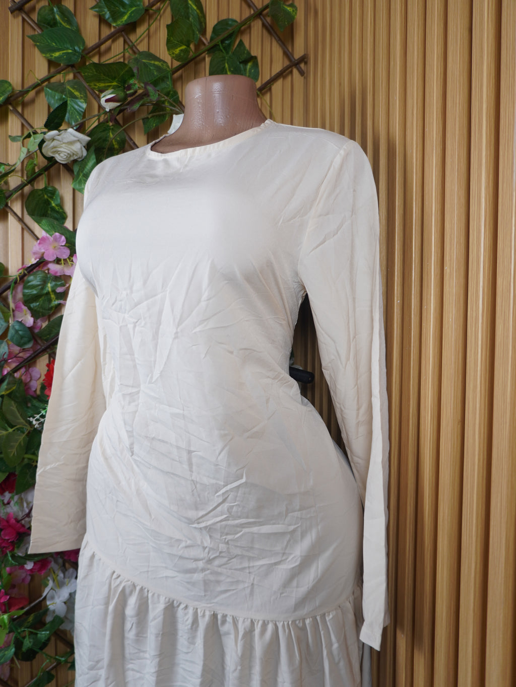 Robe évasée longue manches longues décolletée-L