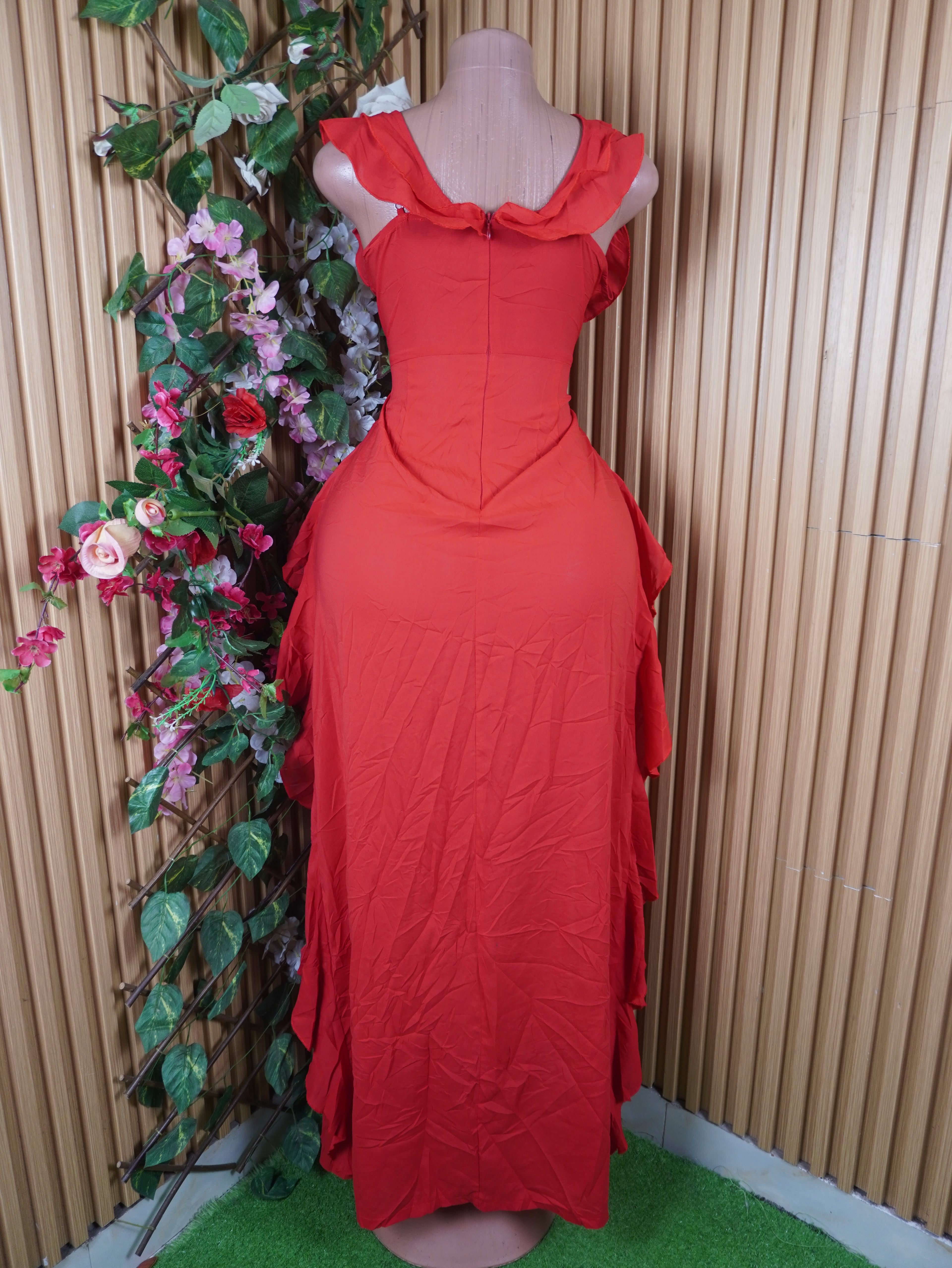 Robe évasée longue sans manches décolletée-M