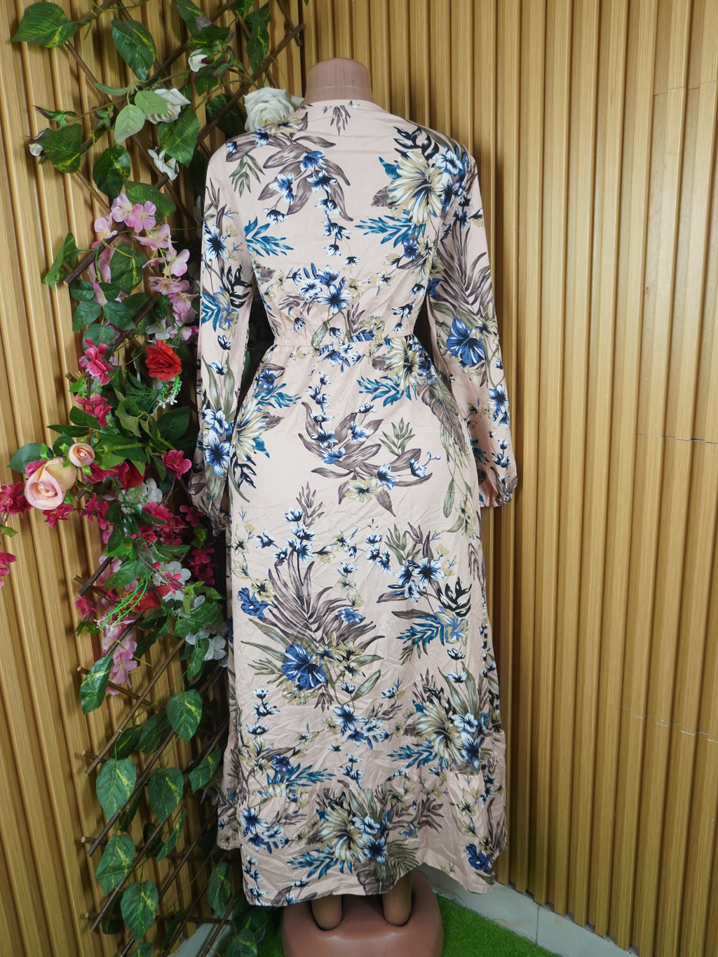 Robe évasée longue manches longues motif fleurie-L