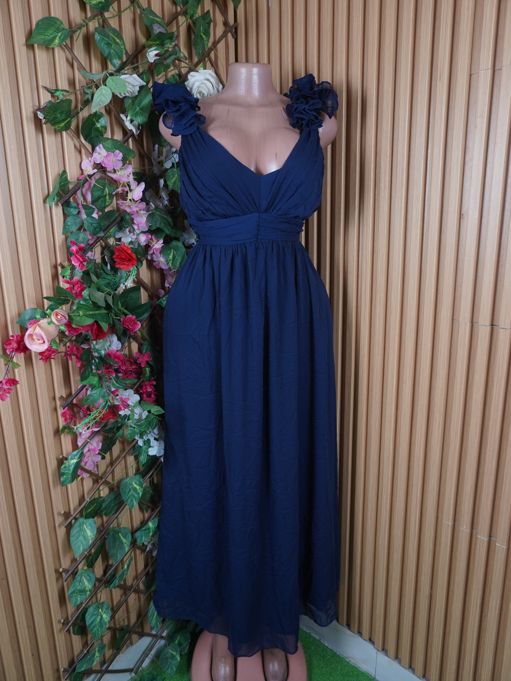 Robe évasée longue sans manches décolletée-L