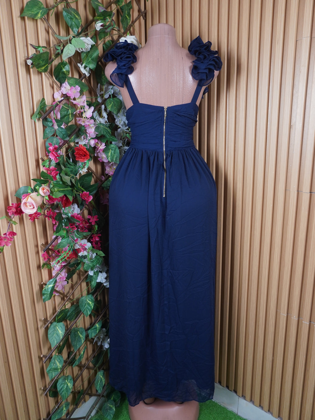 Robe évasée longue sans manches décolletée-L