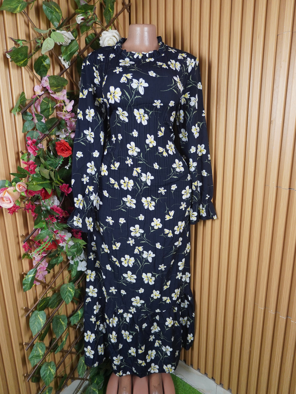 Robe longue évasée manches longues décolletée-L