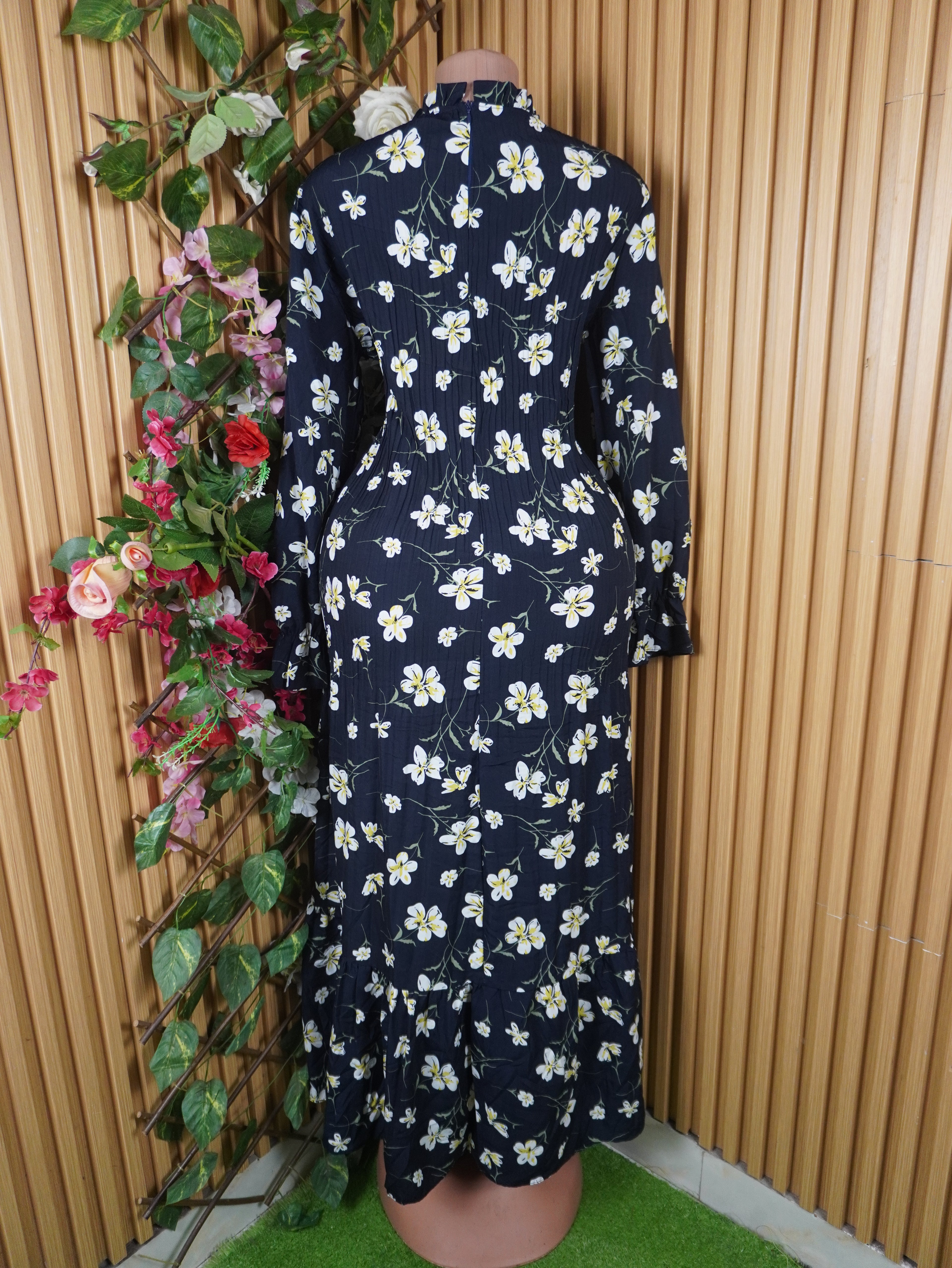 Robe longue évasée manches longues décolletée-L
