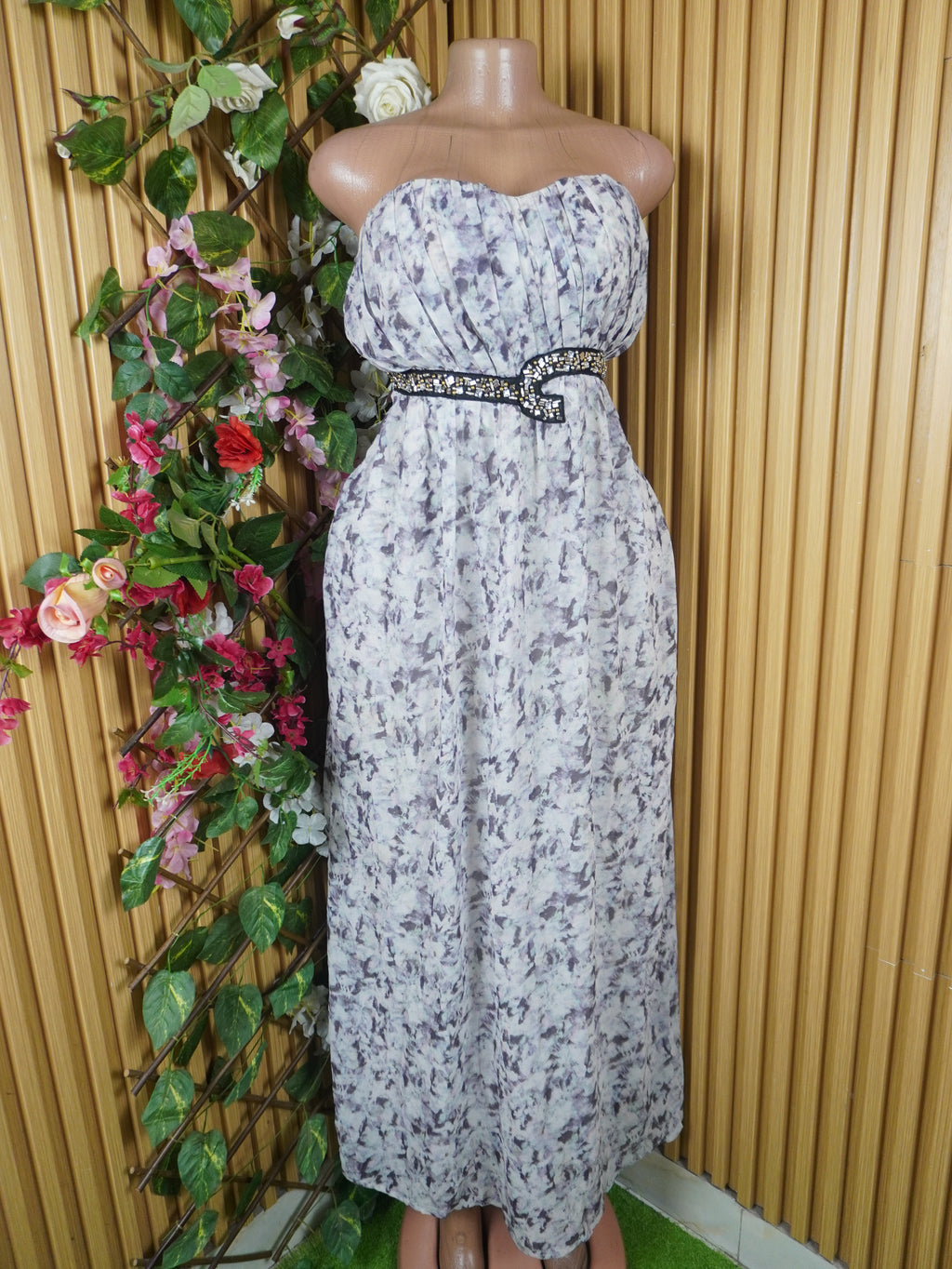 Robe évasée longue sans manches bustier-M