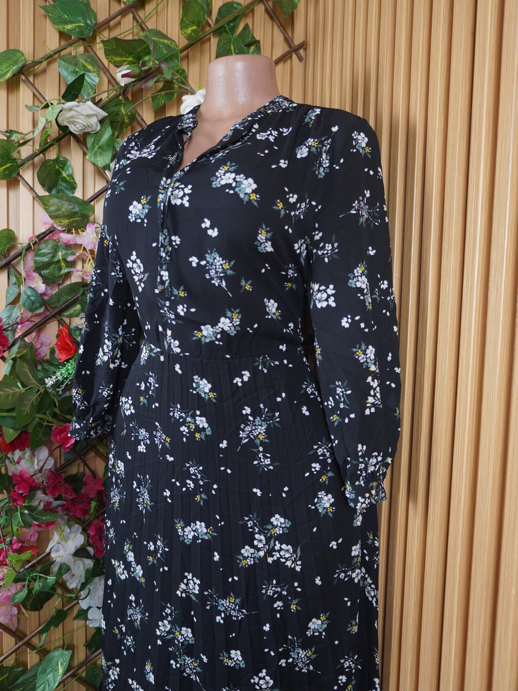 Robe évasée manches longues imprimée fleurie décolletée-S