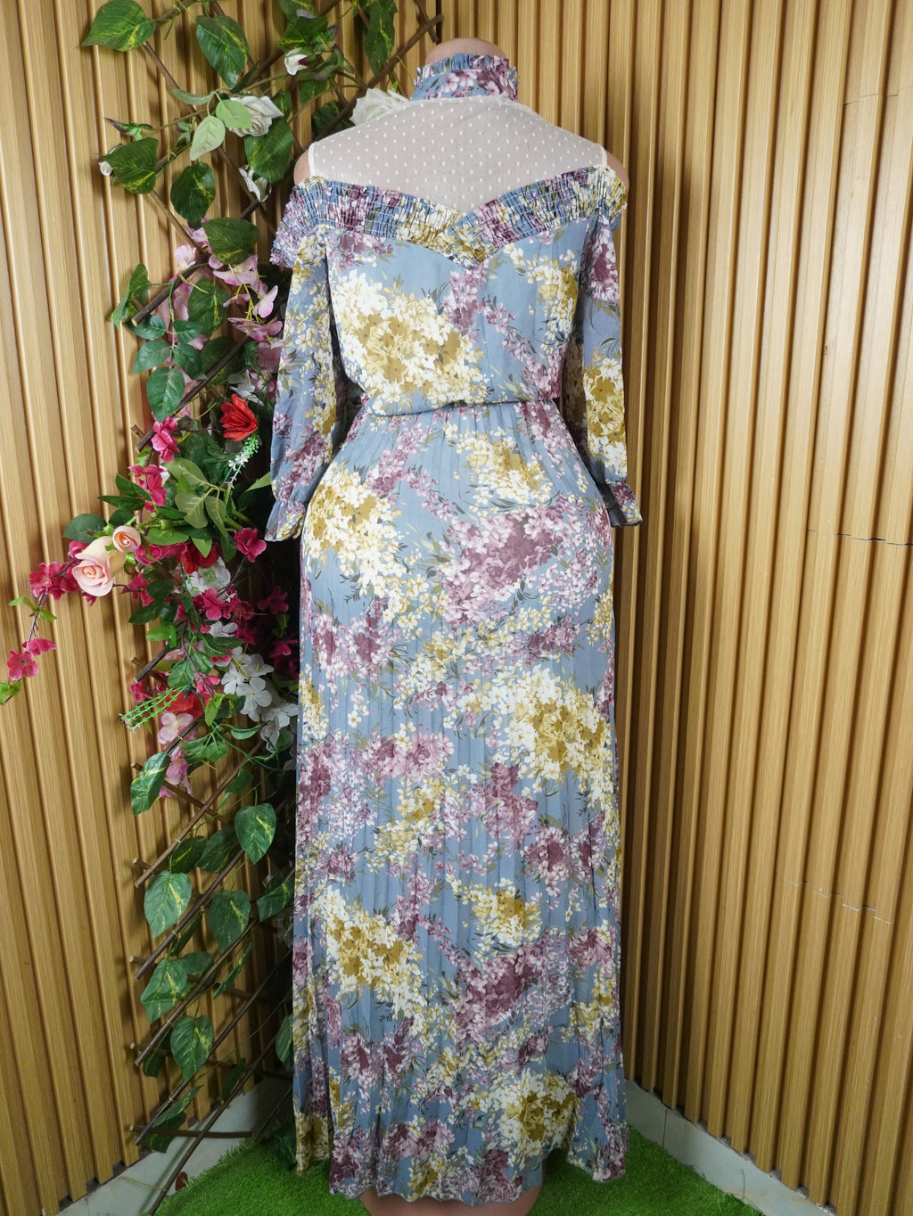 Robe évasée moulante longue manches longues-M