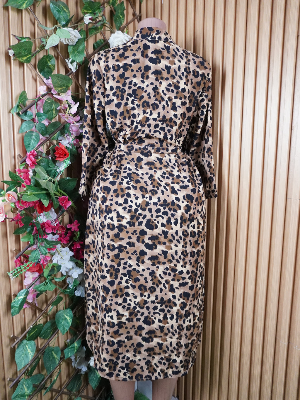 Robe évasée manches longues motif animal col chemise-S