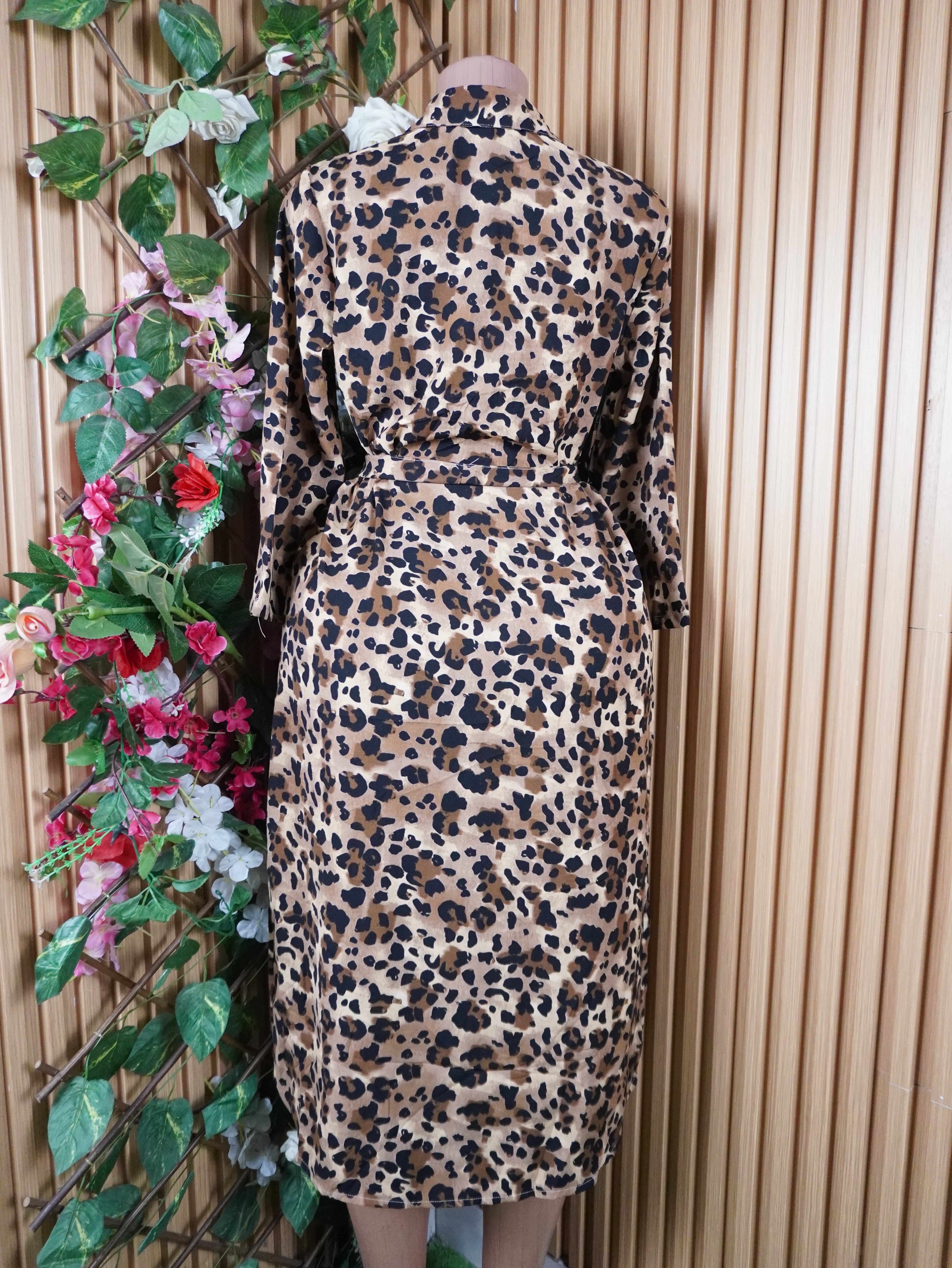 Robe évasée manches longues motif animal col chemise-S