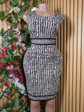 Robe moulante sans manches décolletée-S