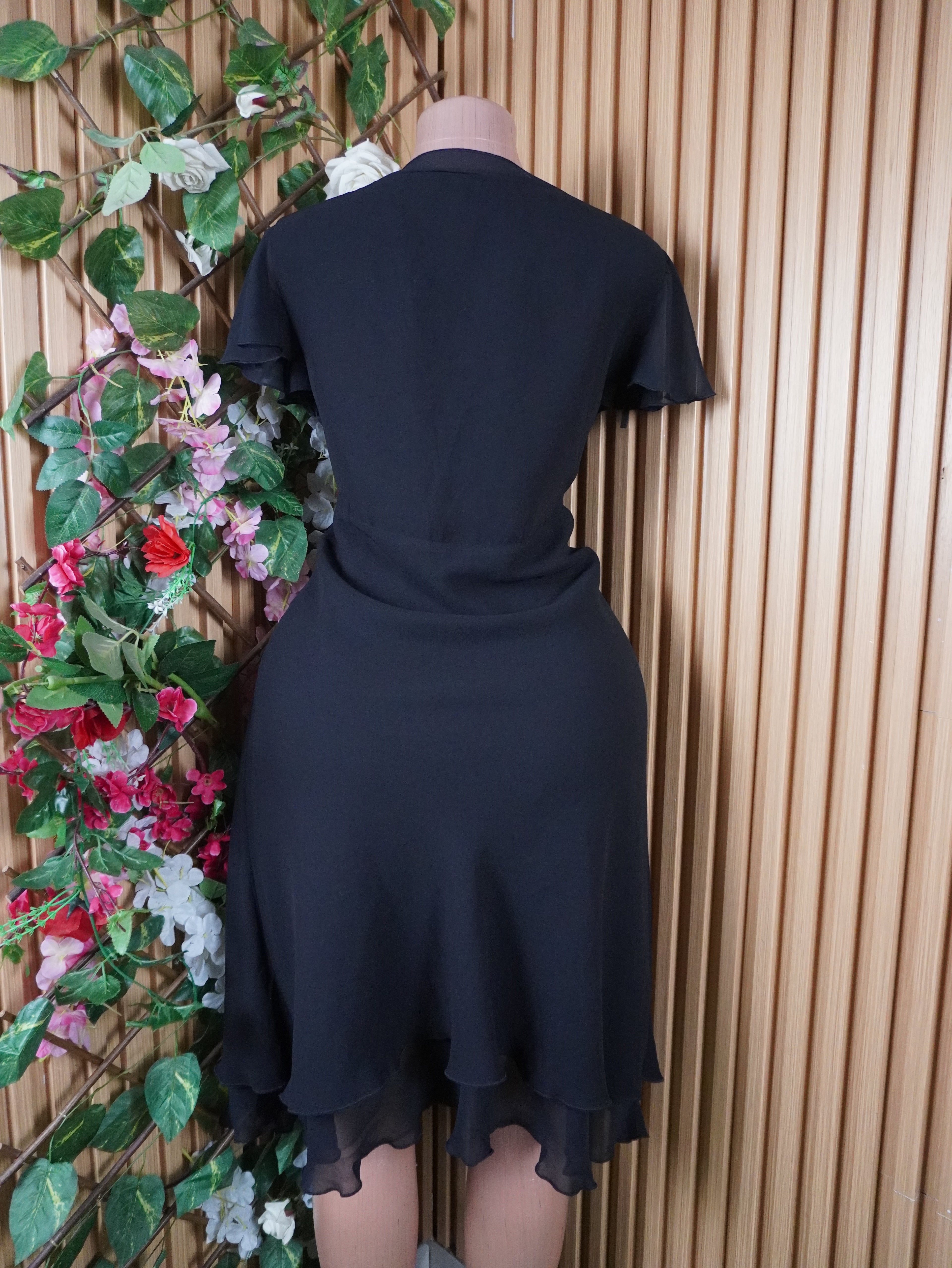 Robe évasée manches courtes décolletée-M