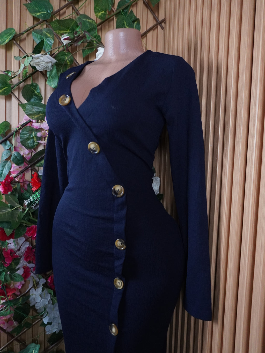 Robe évasée mi-longue manches longues avec boutons-M