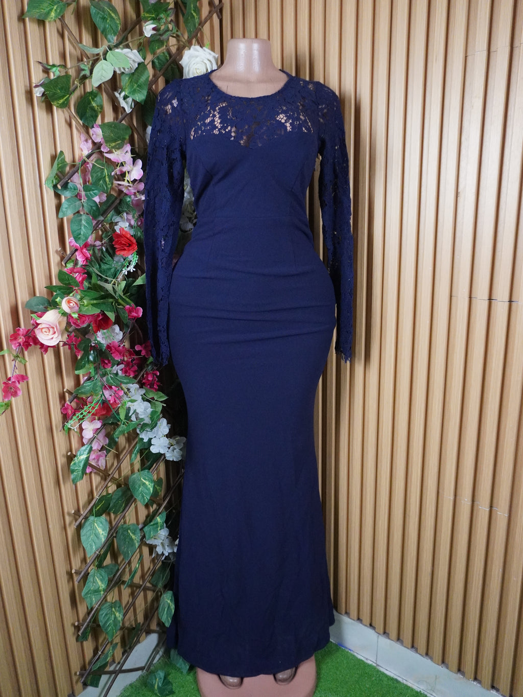 Robe soirée longue manches longues décolletée-S