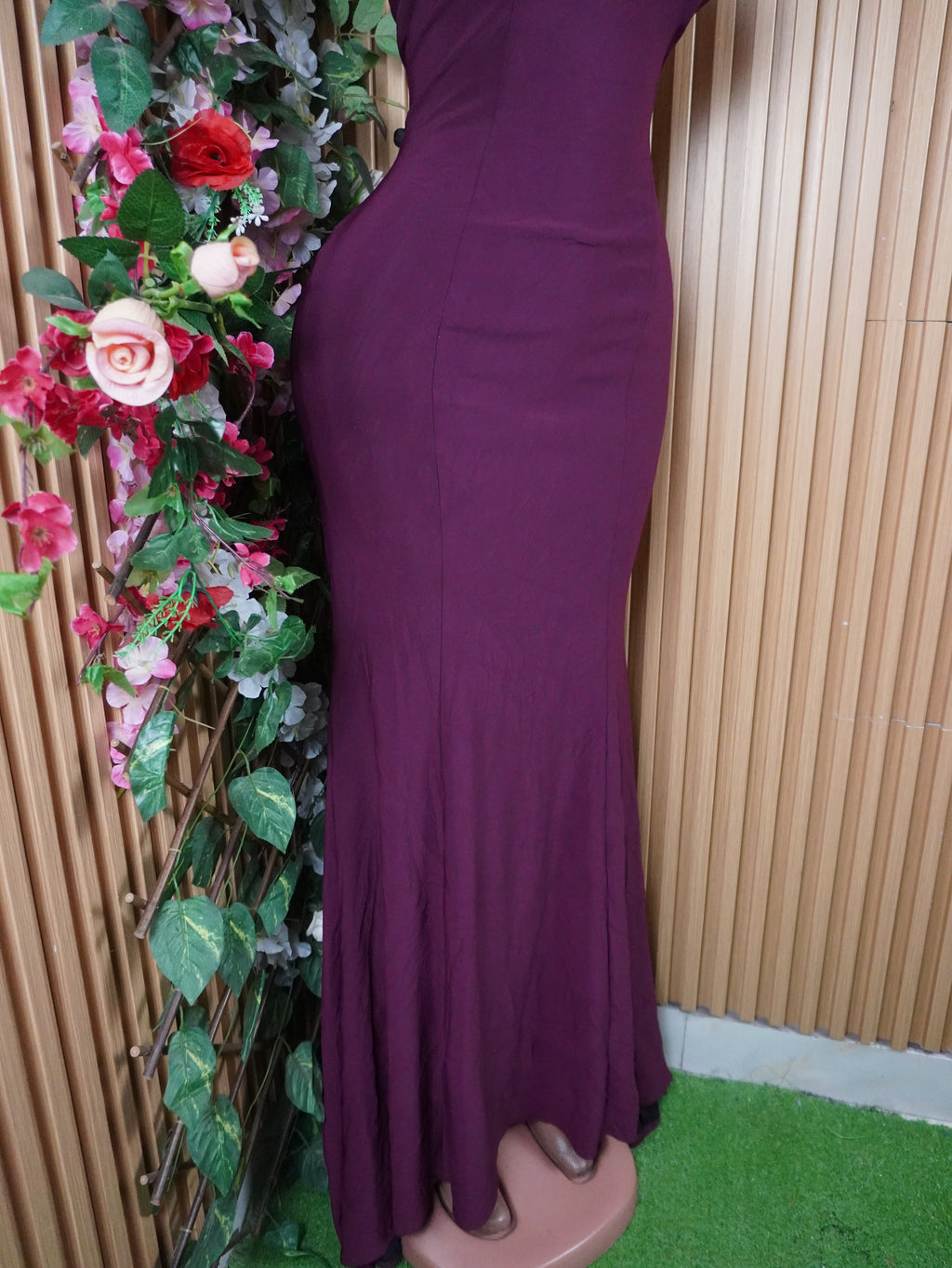 Robe moulante longue sans manches-M