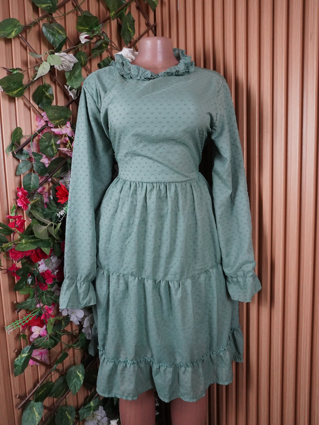 Robe évasée longue manches longues décollétée-L