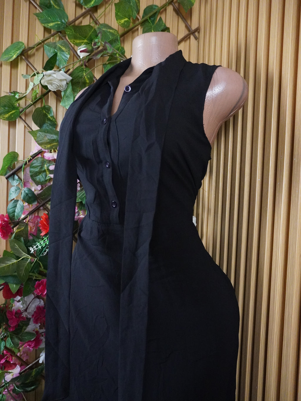 Robe évasée longue sans manches avec boutons-M