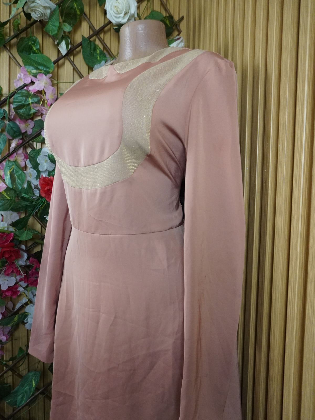 Robe évasée  manches longues drapée-M