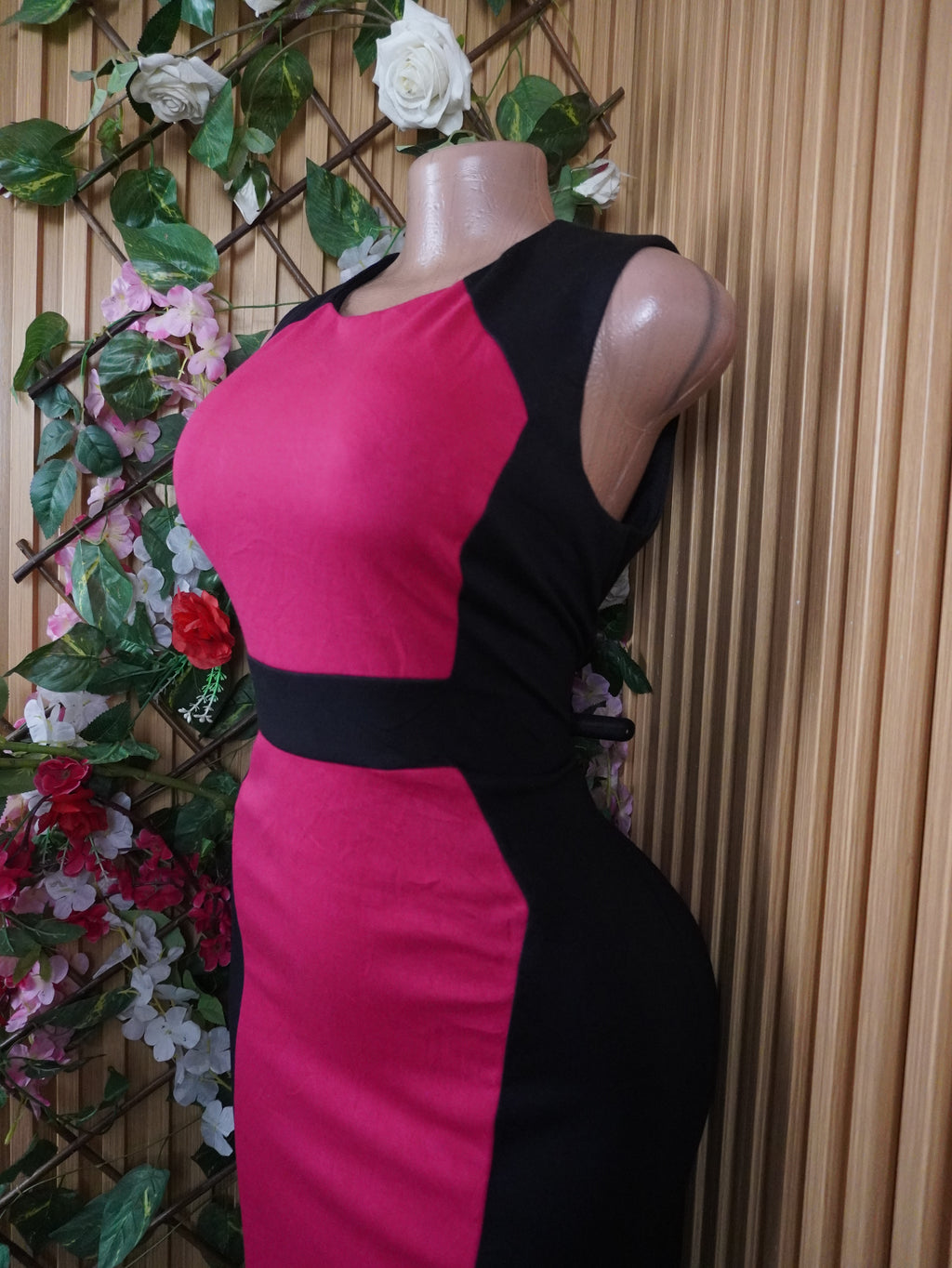 Robe moulante slim sans manches motif deux temps-M