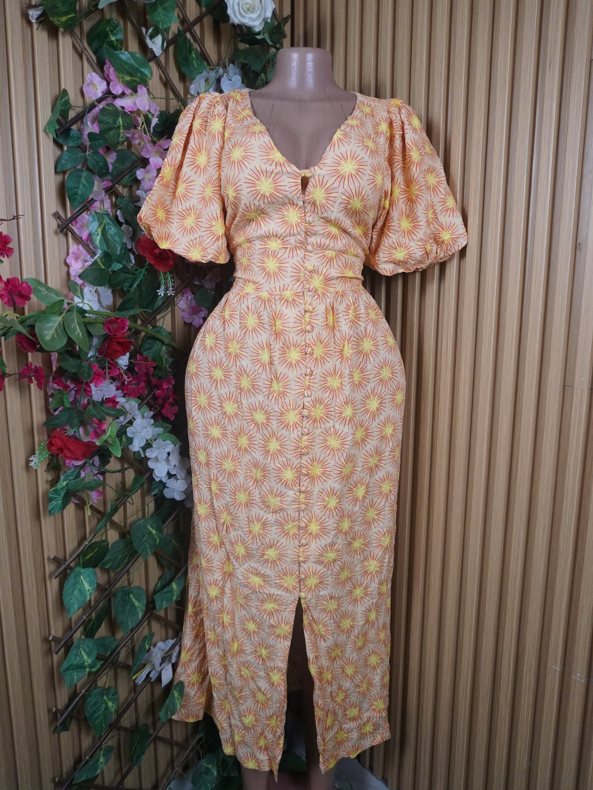 Robe évasée longue manches courtes décolletée-M