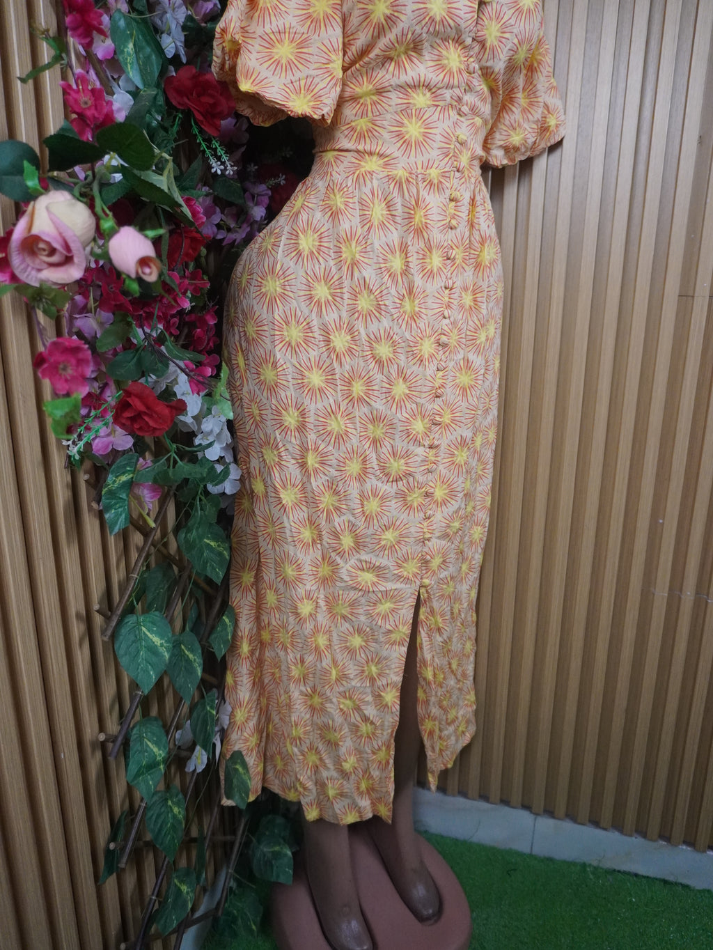Robe évasée longue manches courtes décolletée-M