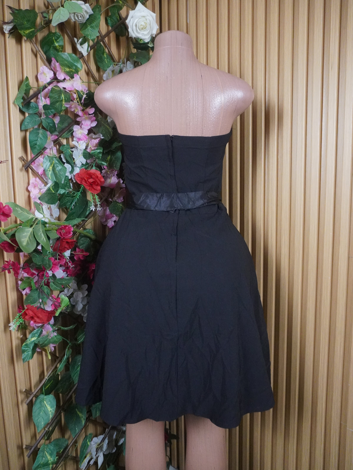 Robe évasée sans manches bustier ceintrée-S