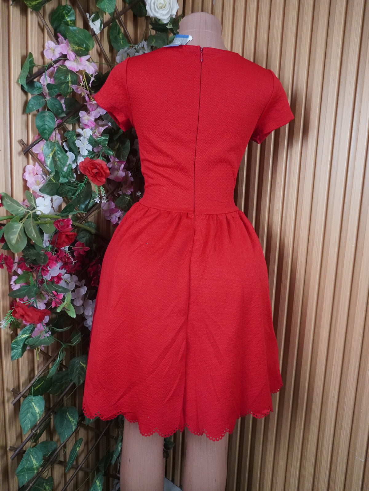 Robe évasée manches courtes plisée-M