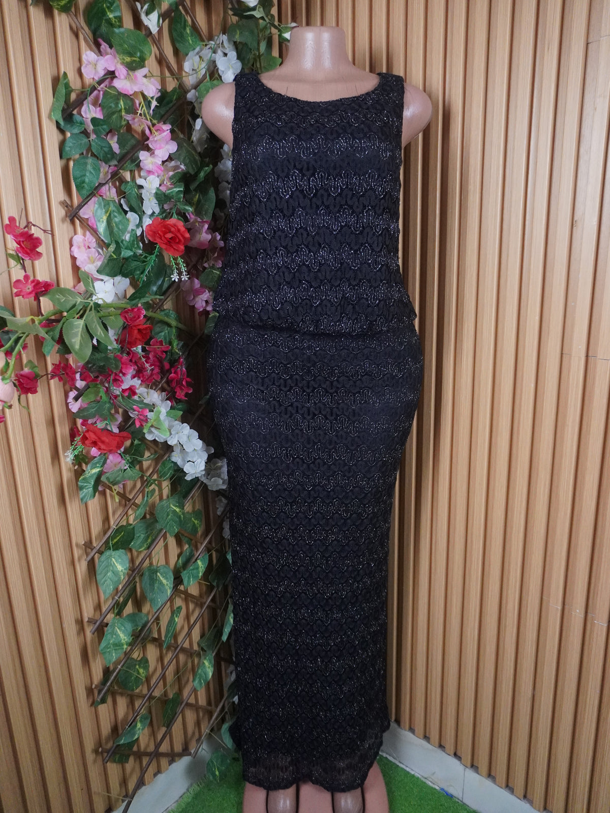 Robe moulante longue sans manches décollétée-S