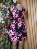 Robe moulante sans manches imprimée fleurie-M