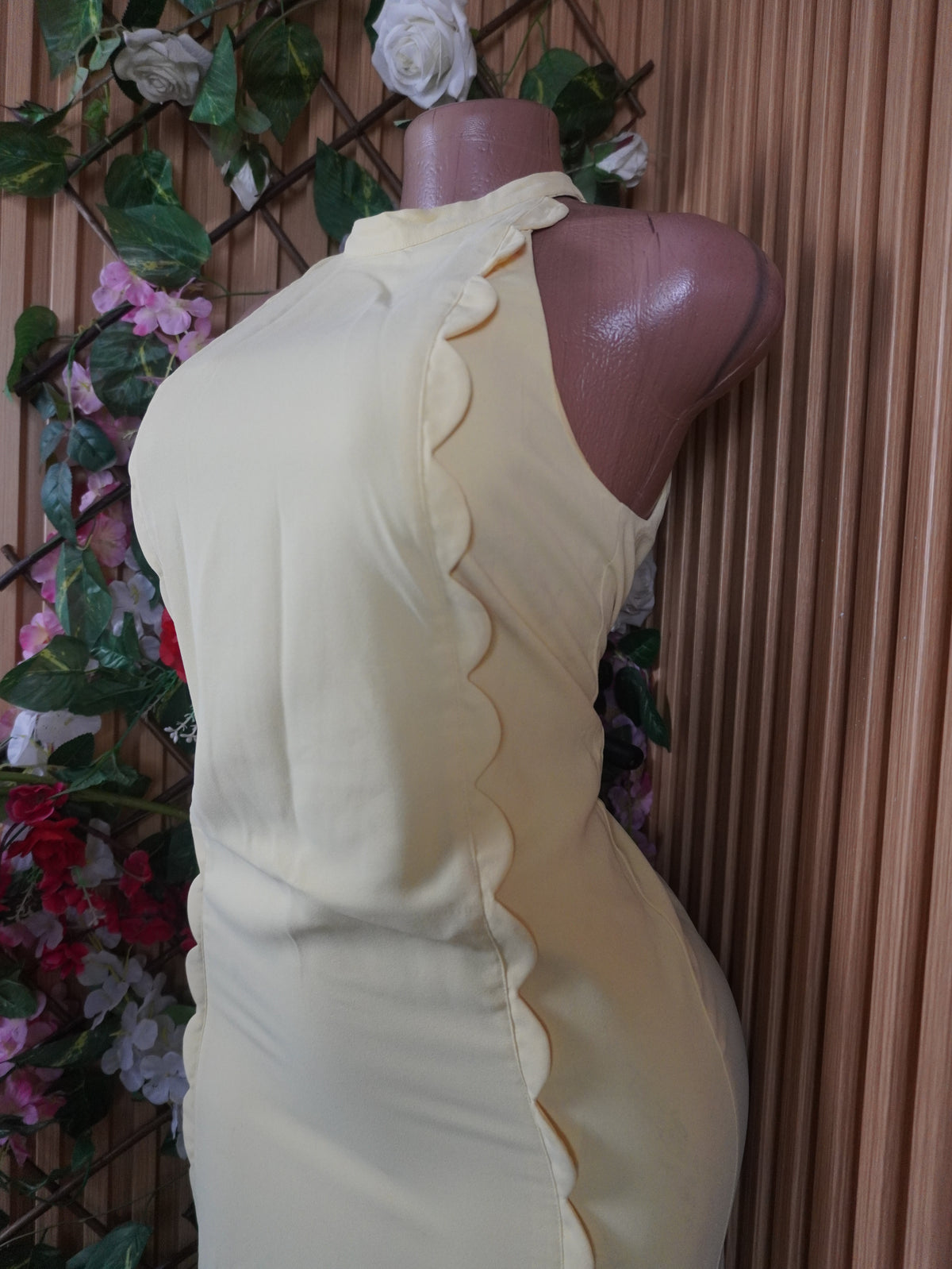 Robe moulante slim sans manches col rond-S