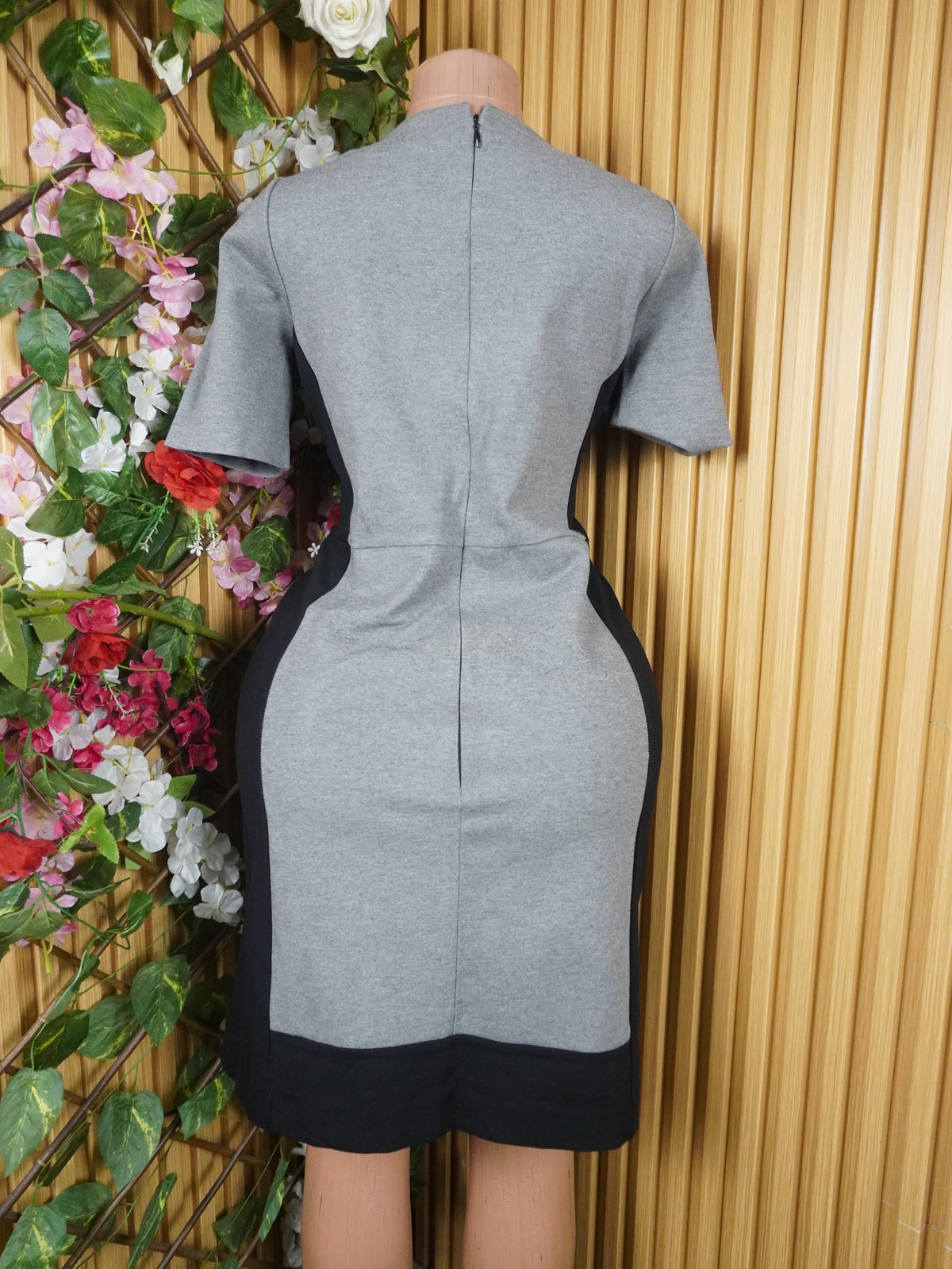 Robe moulante manches courtes motif deux temps-S