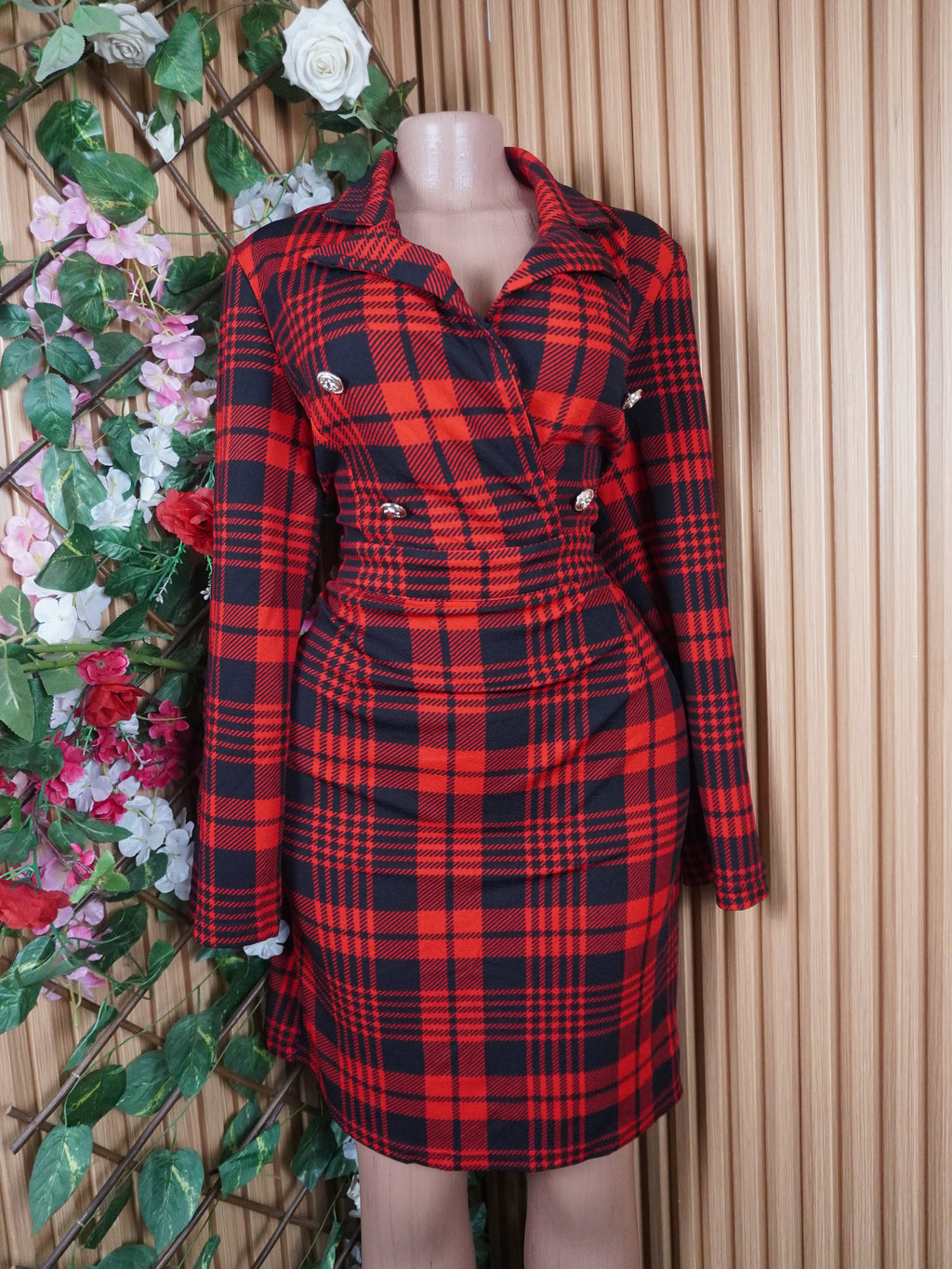 Robe évasée manches longues col chemise avec boutons-L