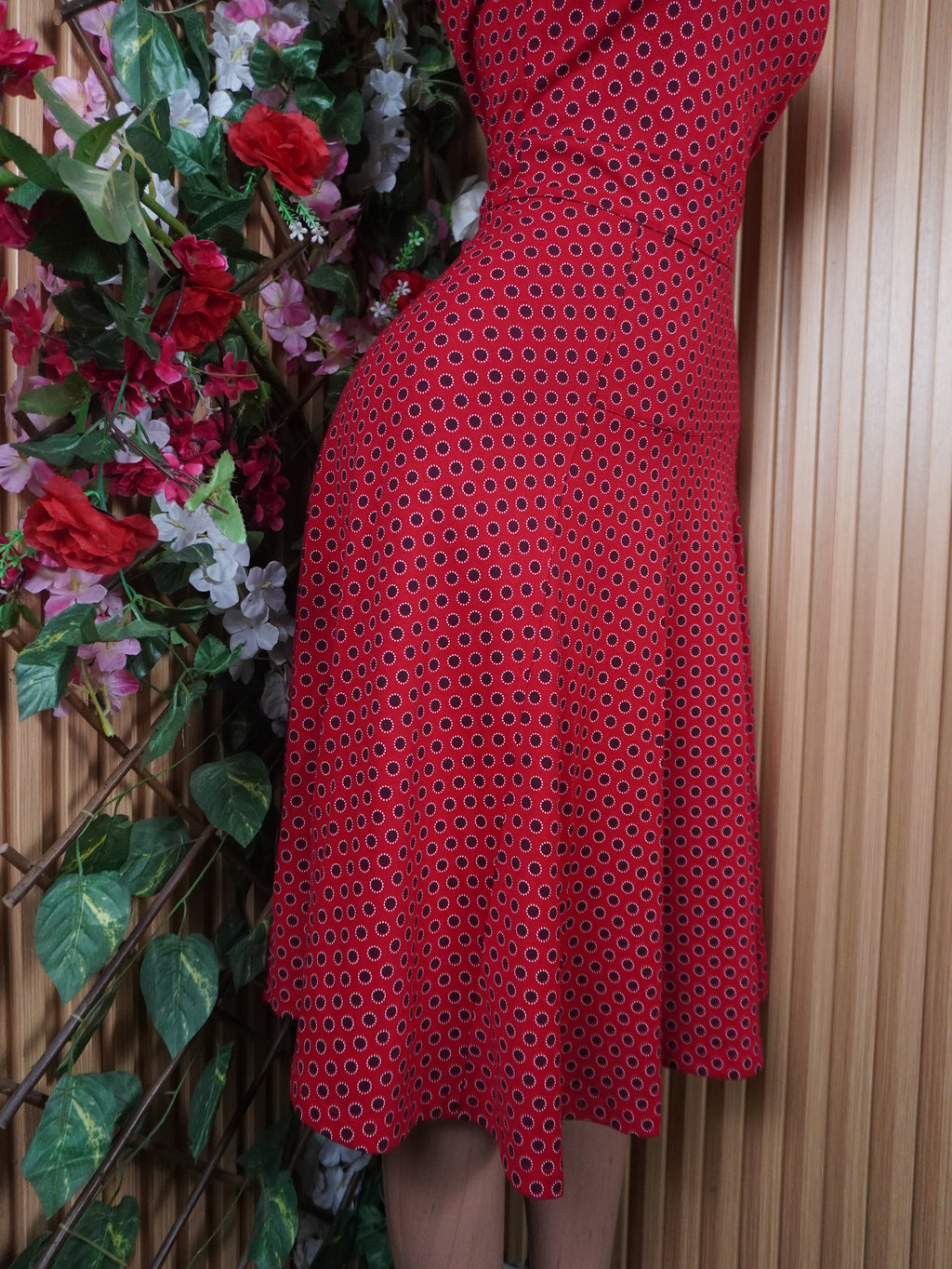 Robe évasée manches courtes décollectée-S