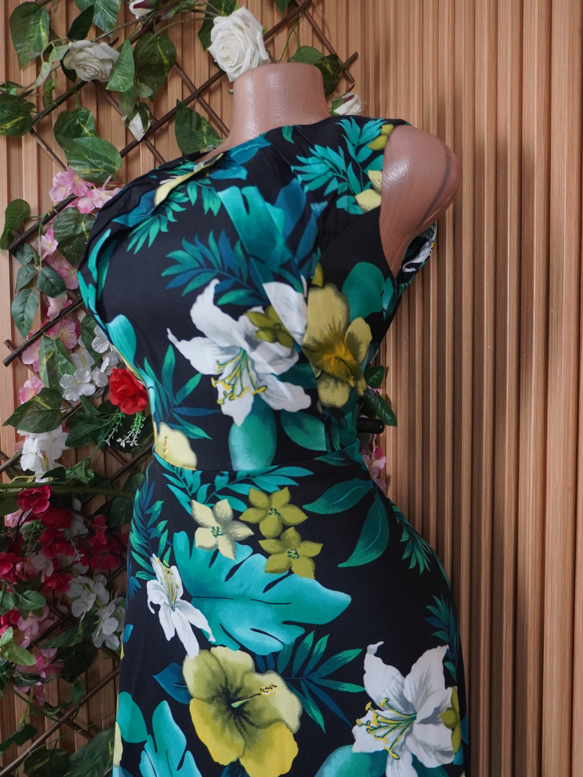 Robe évasée sans manches imprimée fleurie-S